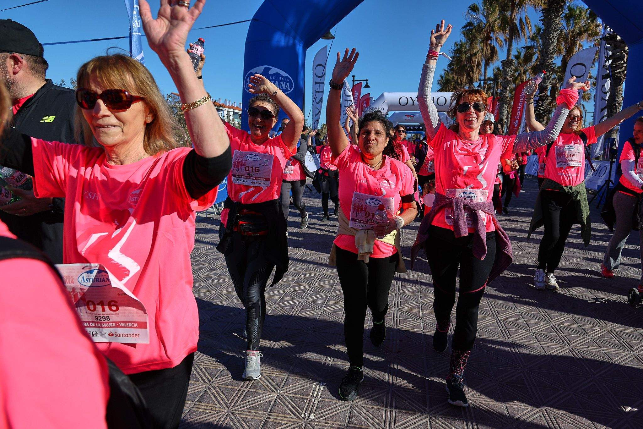 Las mejores fotos de la Carrera de la Mujer Central Lechera Asturiana de Valencia 2025. 1040