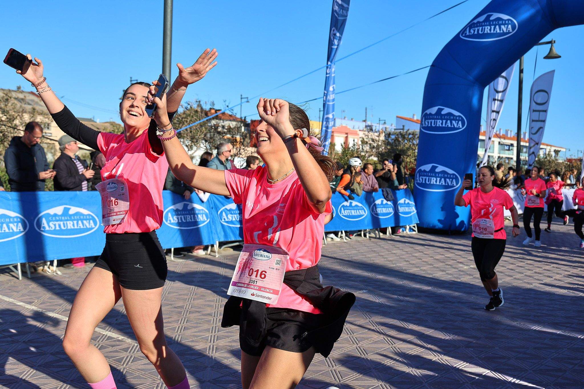 Las mejores fotos de la Carrera de la Mujer Central Lechera Asturiana de Valencia 2025. 801