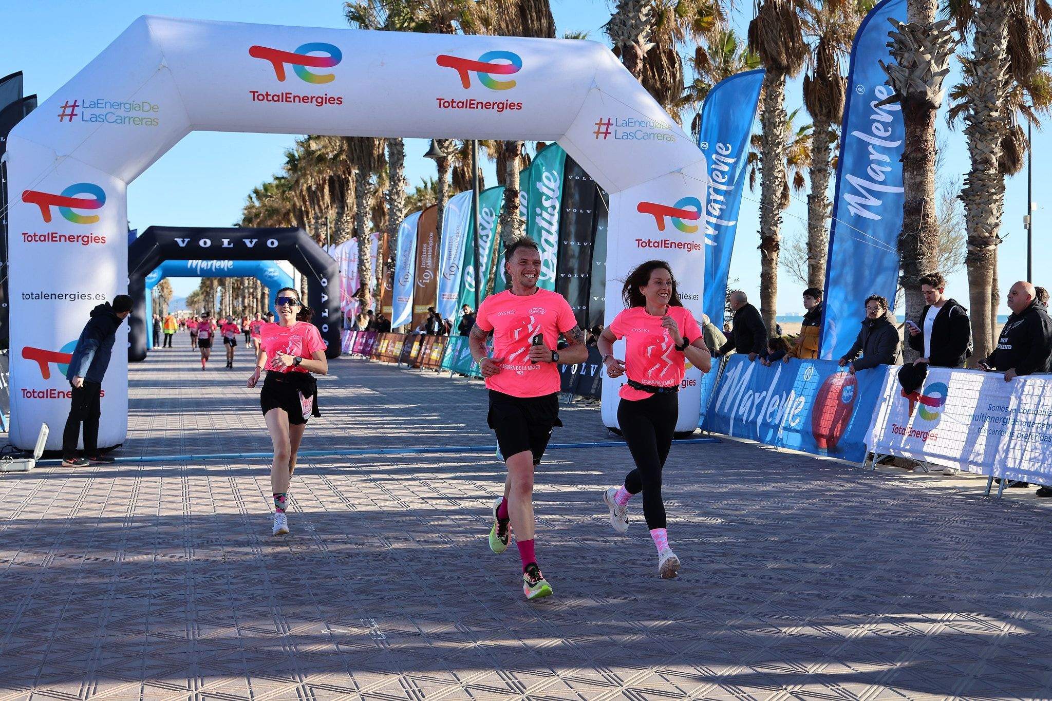 Las mejores fotos de la Carrera de la Mujer Central Lechera Asturiana de Valencia 2025. 327