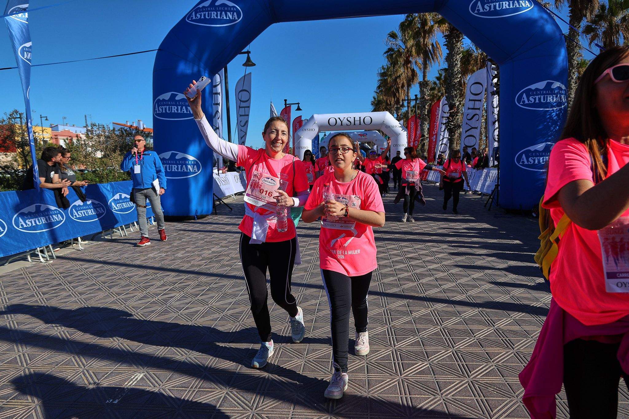 Las mejores fotos de la Carrera de la Mujer Central Lechera Asturiana de Valencia 2025. 1044