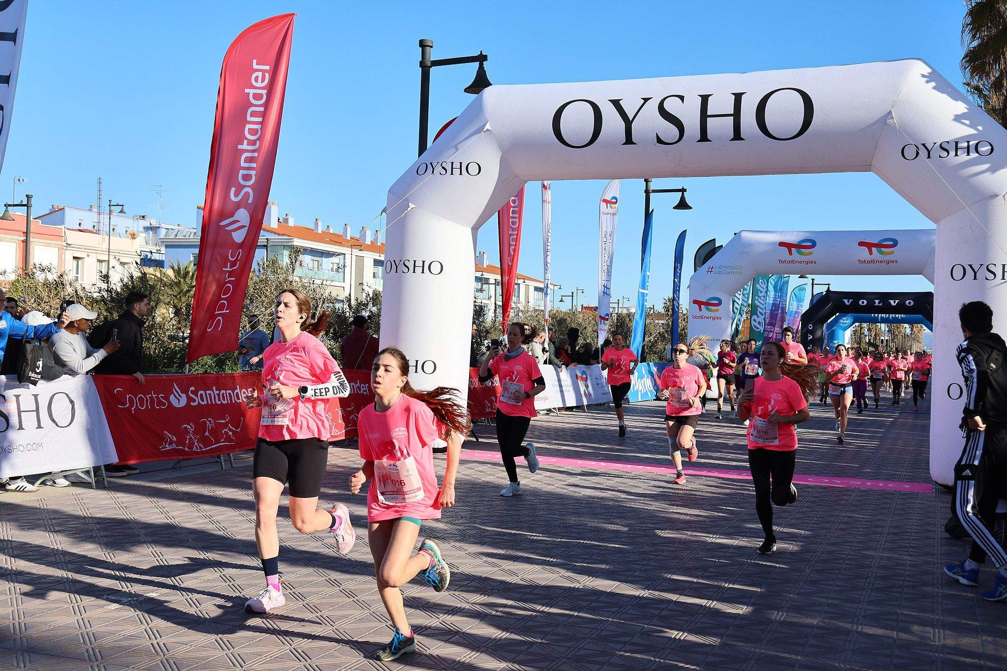 Las mejores fotos de la Carrera de la Mujer Central Lechera Asturiana de Valencia 2025. 563