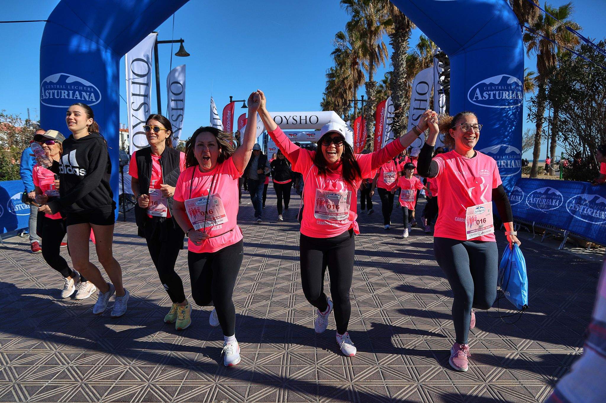 Las mejores fotos de la Carrera de la Mujer Central Lechera Asturiana de Valencia 2025. 1051