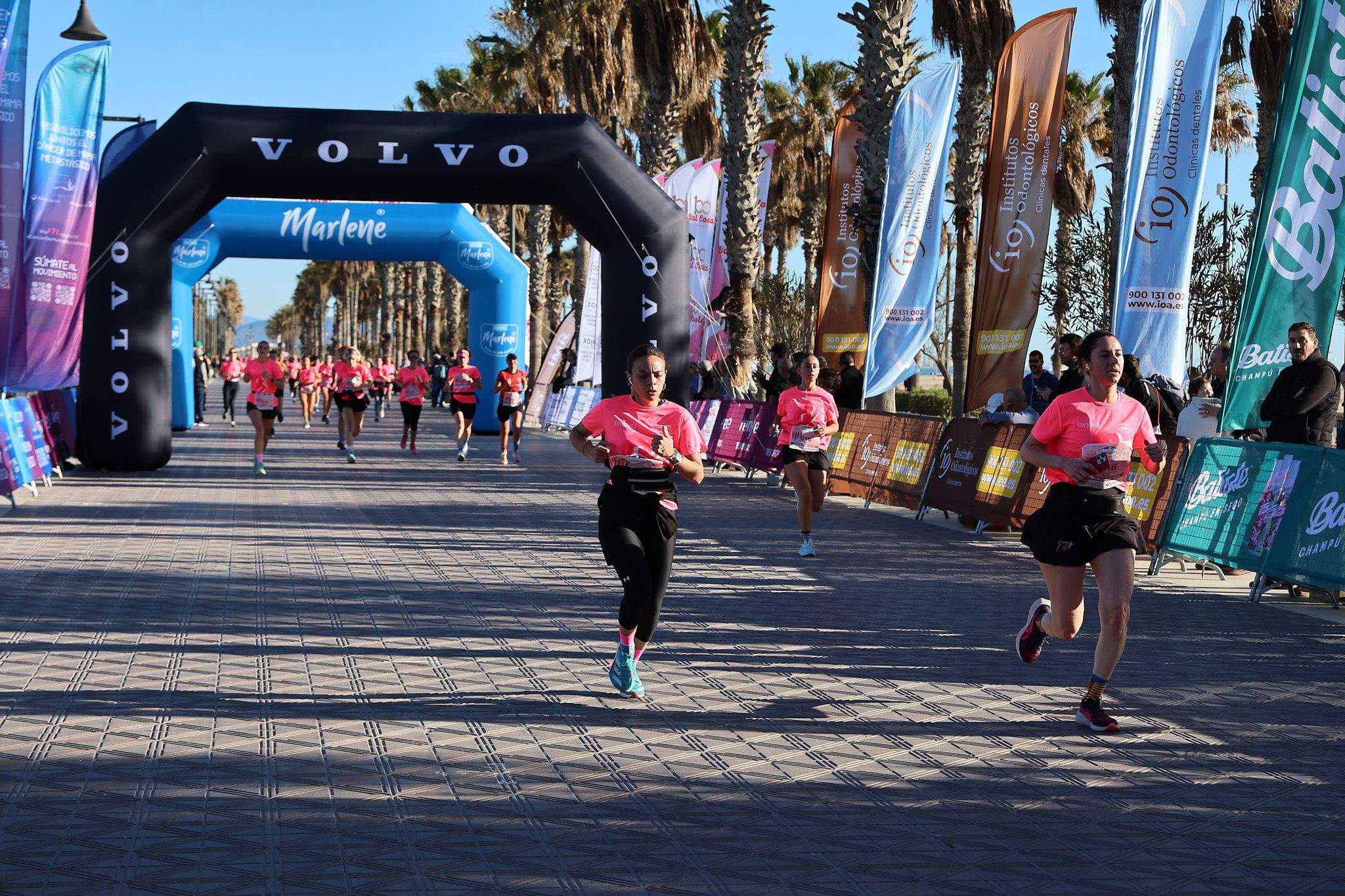 Las mejores fotos de la Carrera de la Mujer Central Lechera Asturiana de Valencia 2025. 339