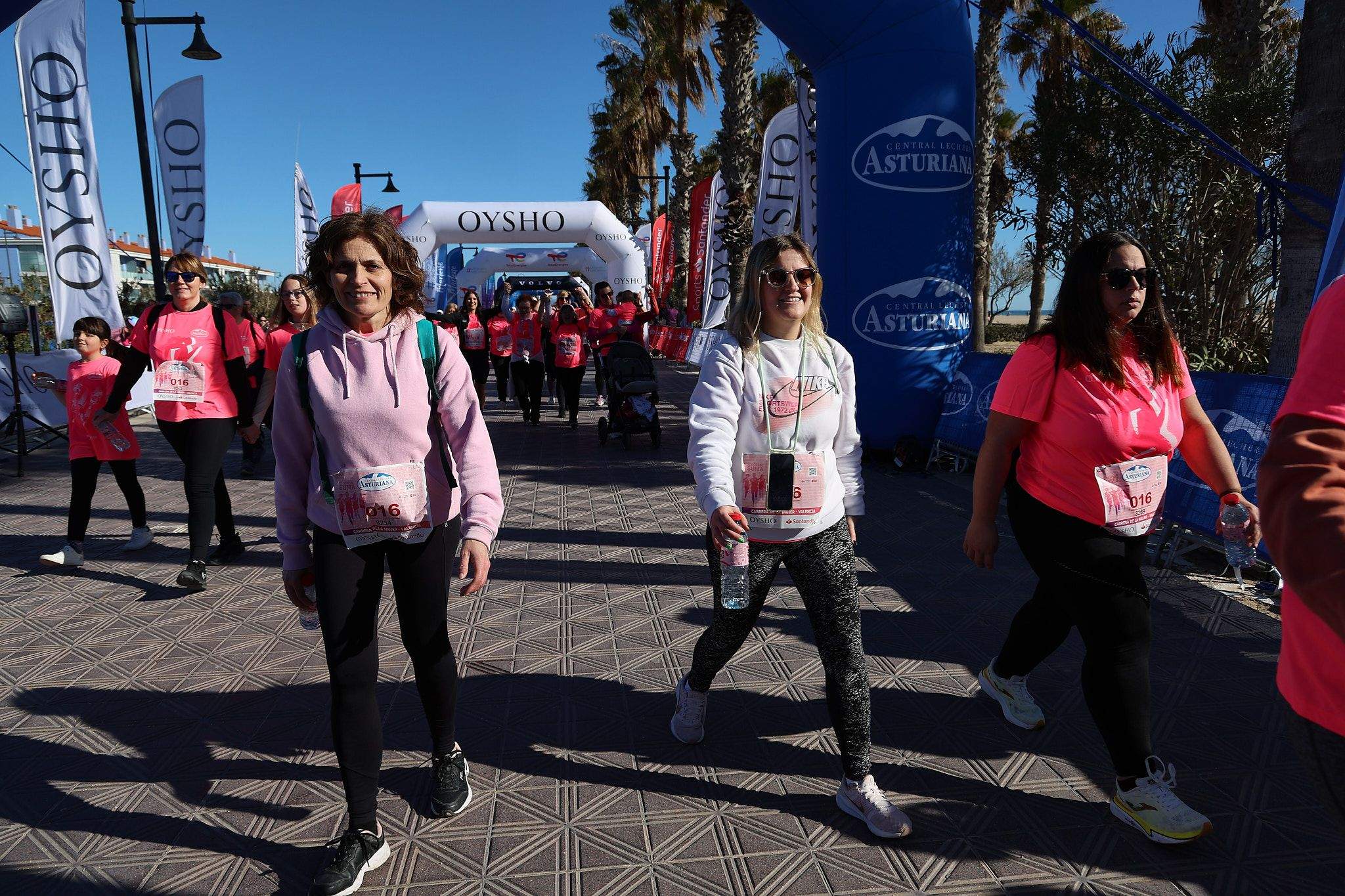 Las mejores fotos de la Carrera de la Mujer Central Lechera Asturiana de Valencia 2025. 1306