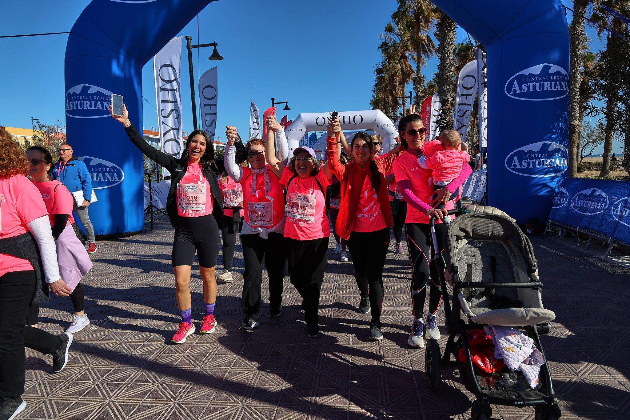Las mejores fotos de la Carrera de la Mujer Central Lechera Asturiana de Valencia 2025. 1308