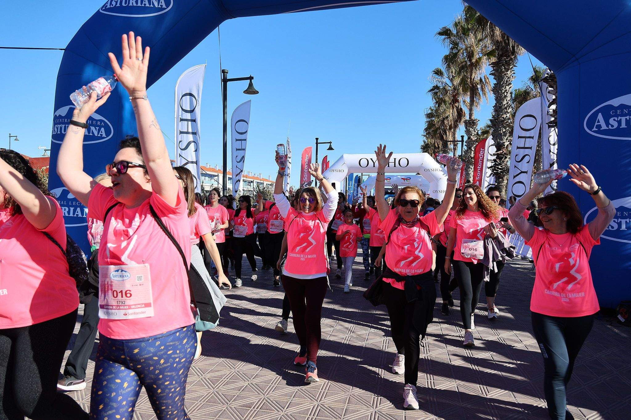 Las mejores fotos de la Carrera de la Mujer Central Lechera Asturiana de Valencia 2025. 1066