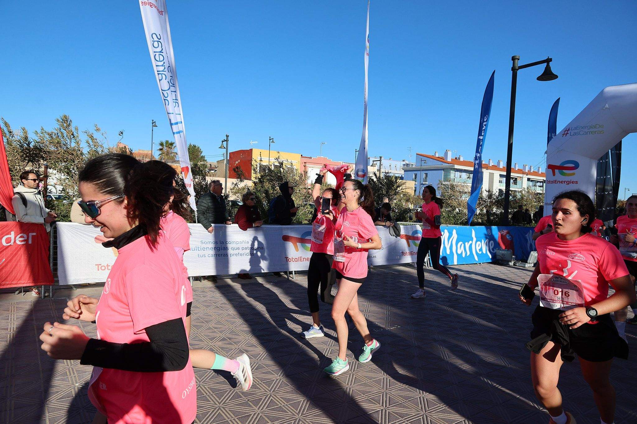 Las mejores fotos de la Carrera de la Mujer Central Lechera Asturiana de Valencia 2025. 585