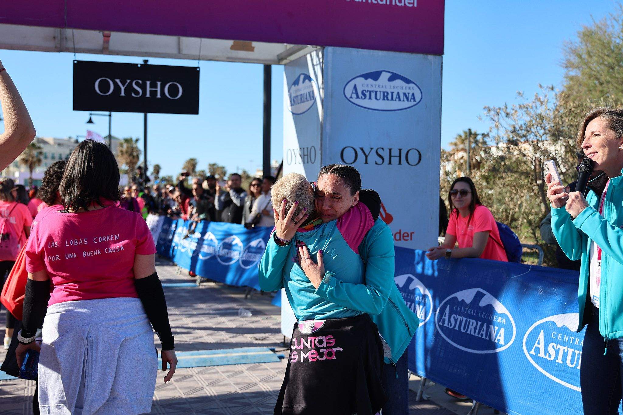 Las mejores fotos de la Carrera de la Mujer Central Lechera Asturiana de Valencia 2025. 1079