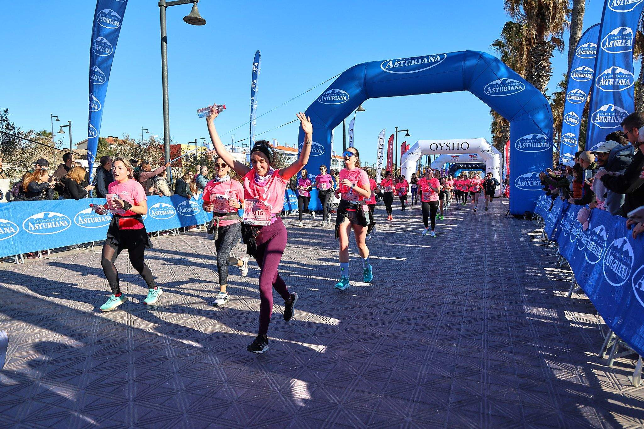 Las mejores fotos de la Carrera de la Mujer Central Lechera Asturiana de Valencia 2025. 852