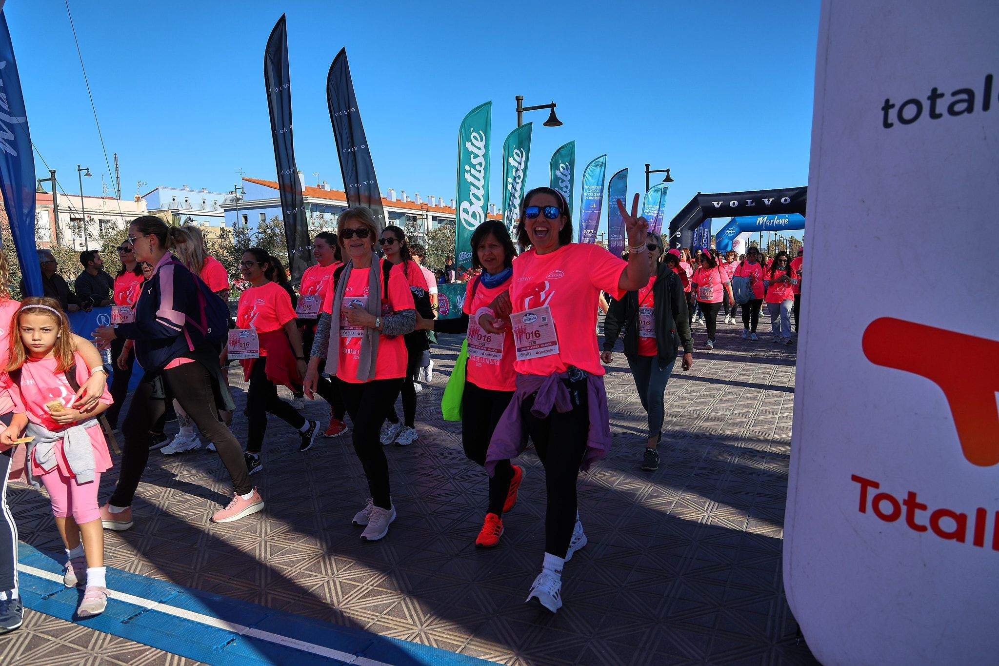 Las mejores fotos de la Carrera de la Mujer Central Lechera Asturiana de Valencia 2025. 1355