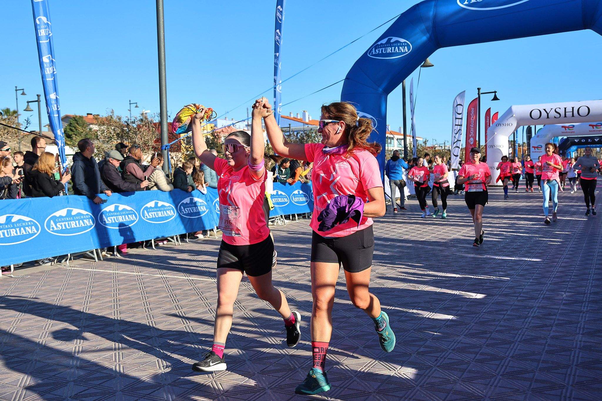Las mejores fotos de la Carrera de la Mujer Central Lechera Asturiana de Valencia 2025. 866