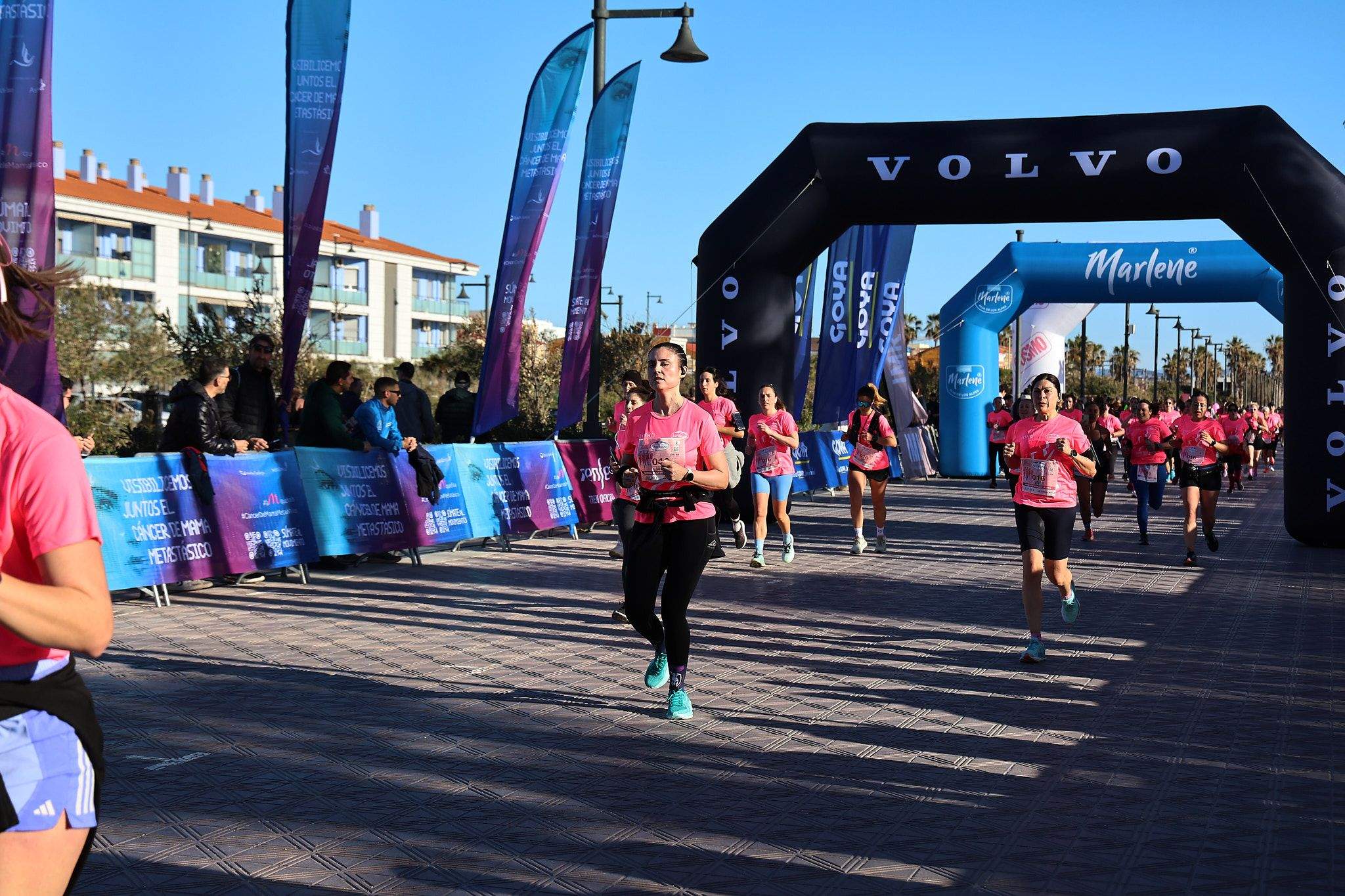 Las mejores fotos de la Carrera de la Mujer Central Lechera Asturiana de Valencia 2025. 619