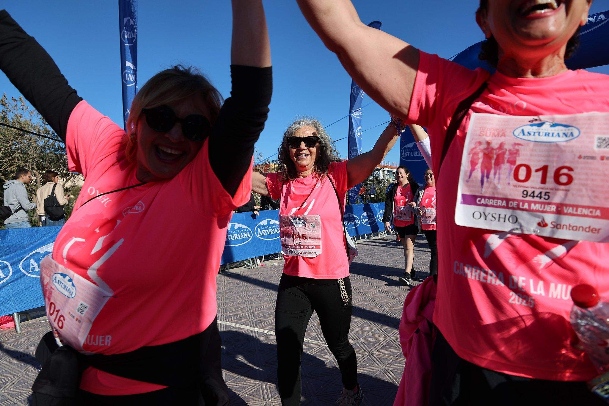 Las mejores fotos de la Carrera de la Mujer Central Lechera Asturiana de Valencia 2025. 1108