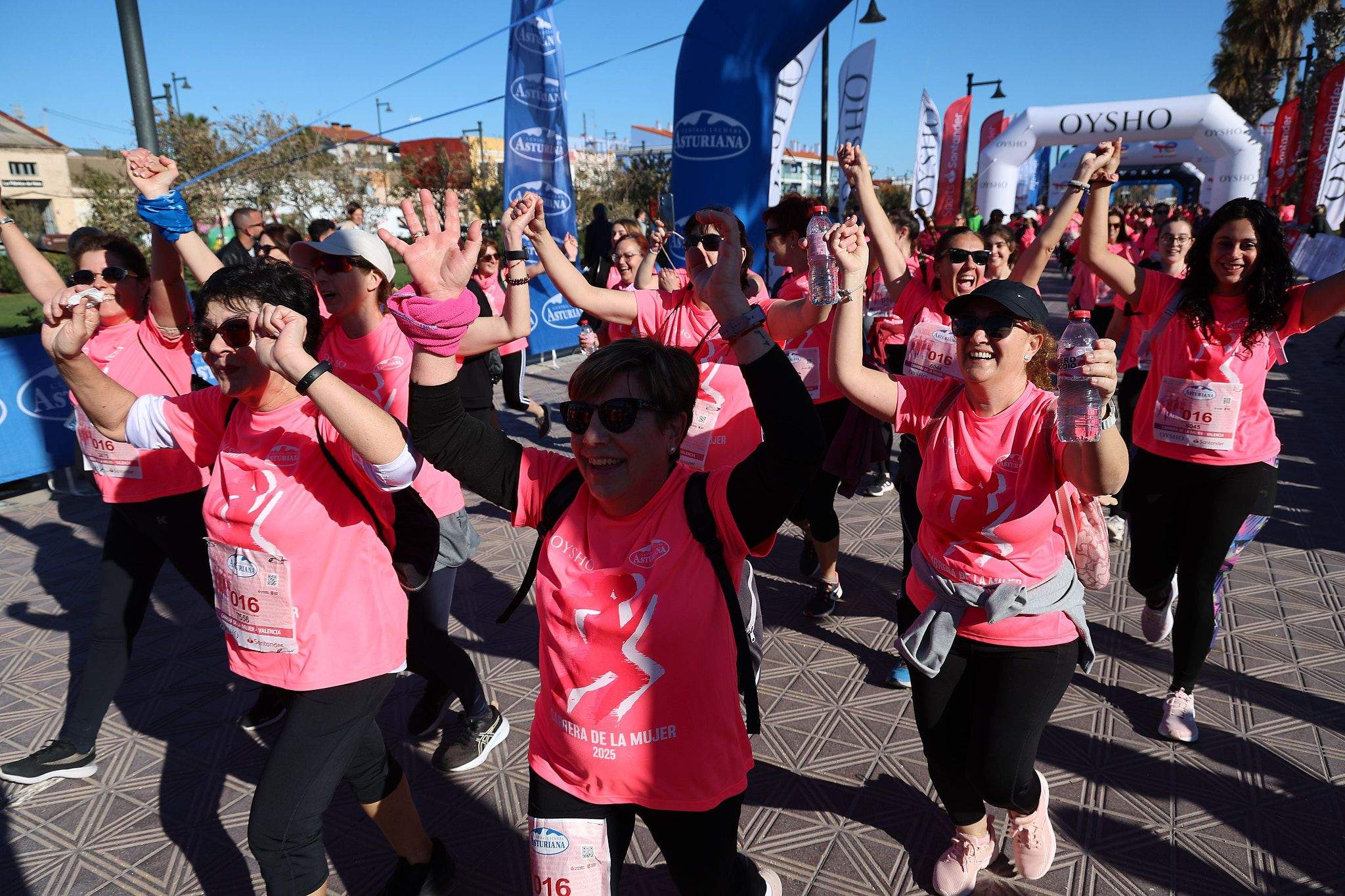 Las mejores fotos de la Carrera de la Mujer Central Lechera Asturiana de Valencia 2025. 1122