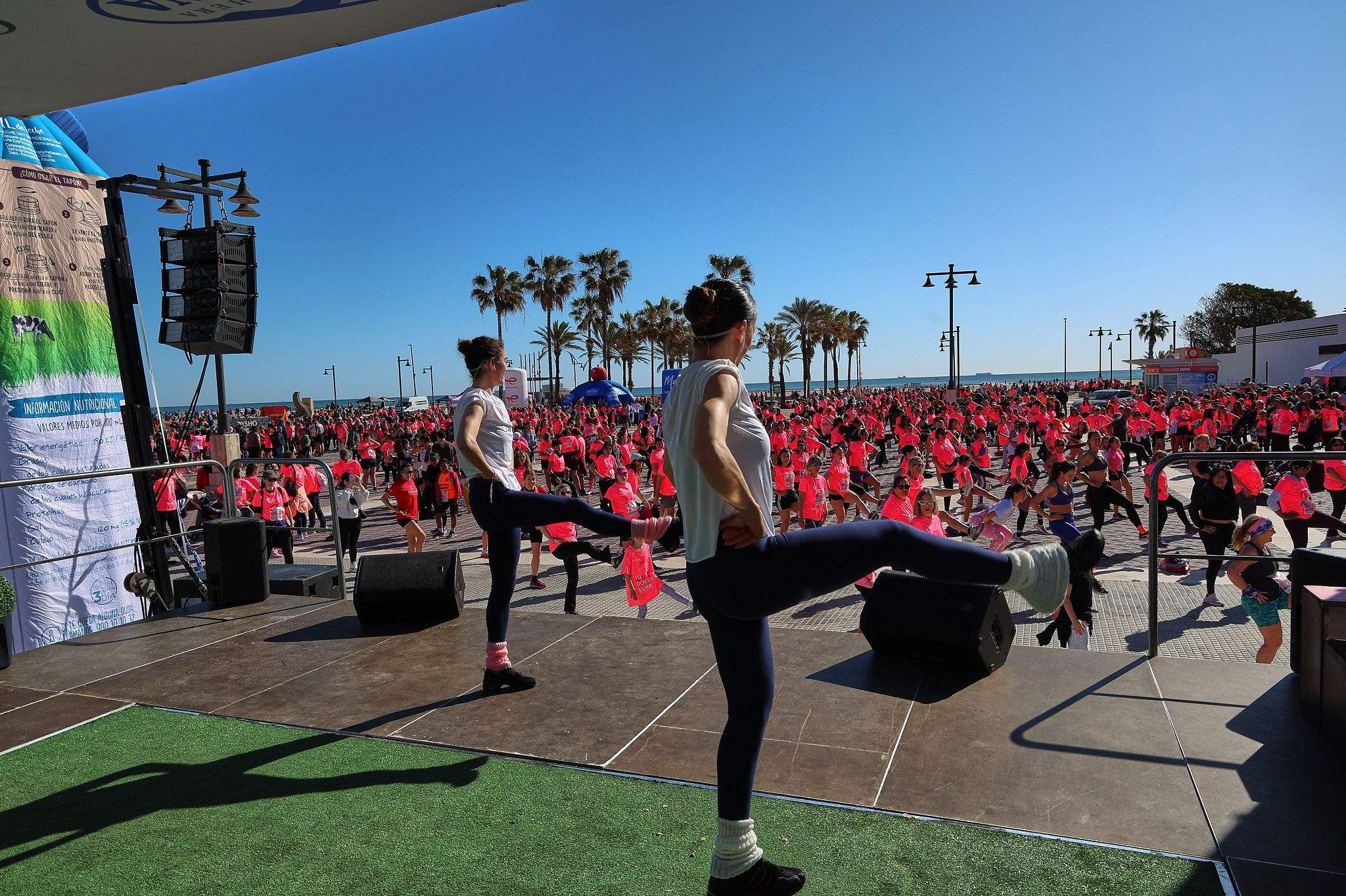 Las mejores fotos de la Carrera de la Mujer Central Lechera Asturiana de Valencia 2025. 1611