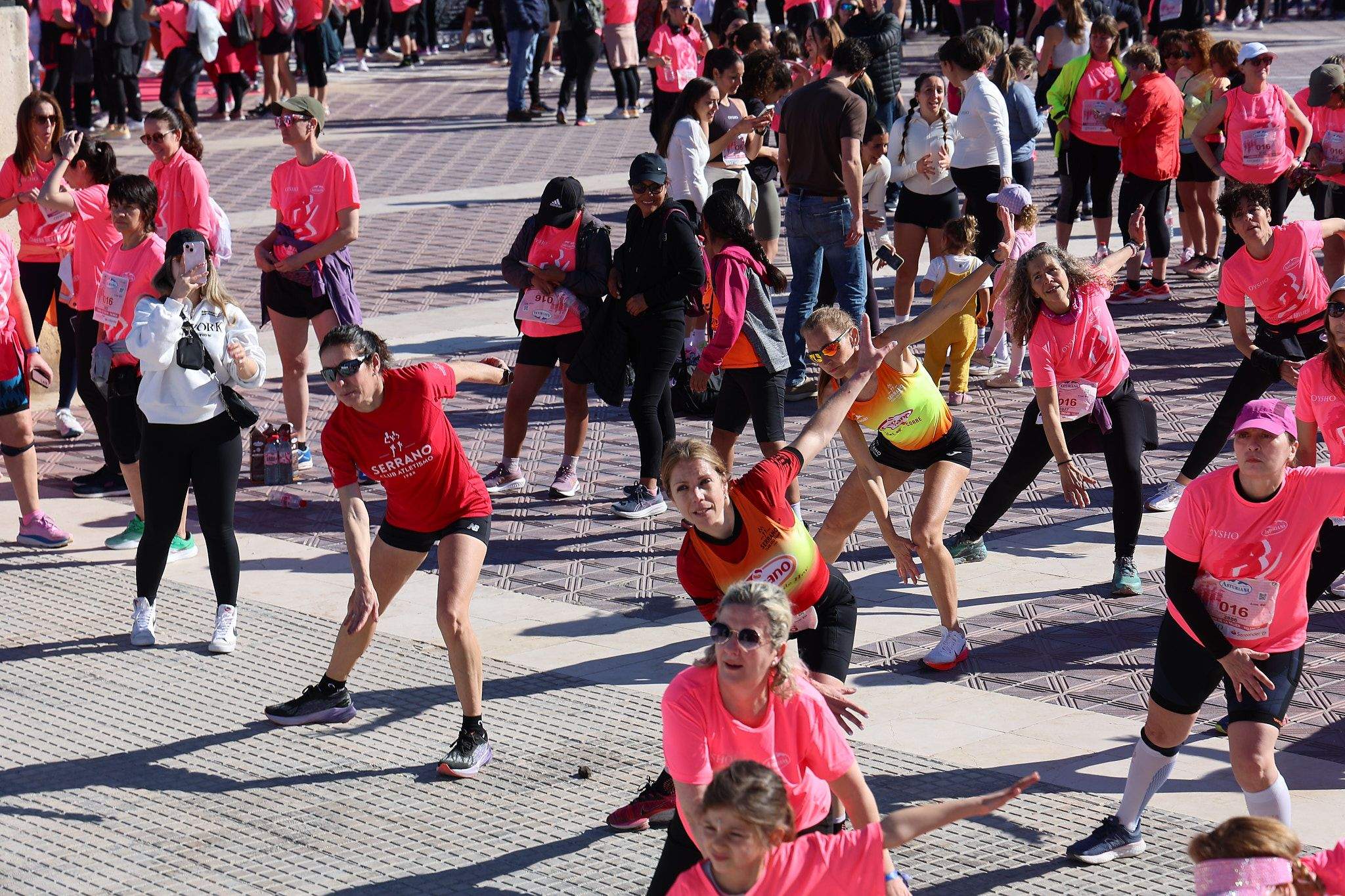 Las mejores fotos de la Carrera de la Mujer Central Lechera Asturiana de Valencia 2025. 1621