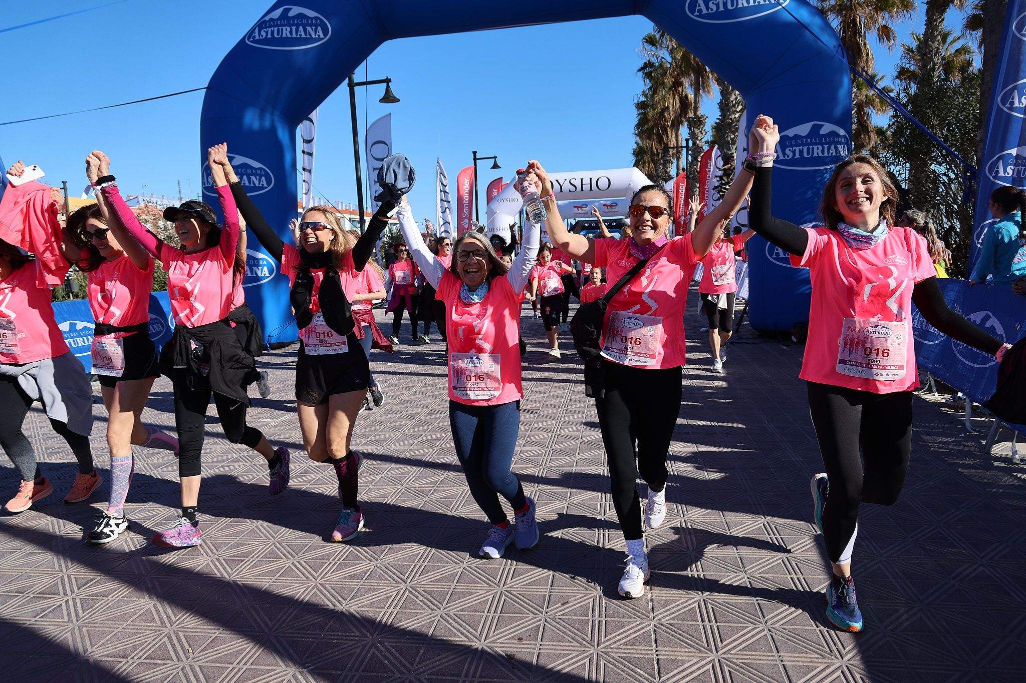 Las mejores fotos de la Carrera de la Mujer Central Lechera Asturiana de Valencia 2025. 1140