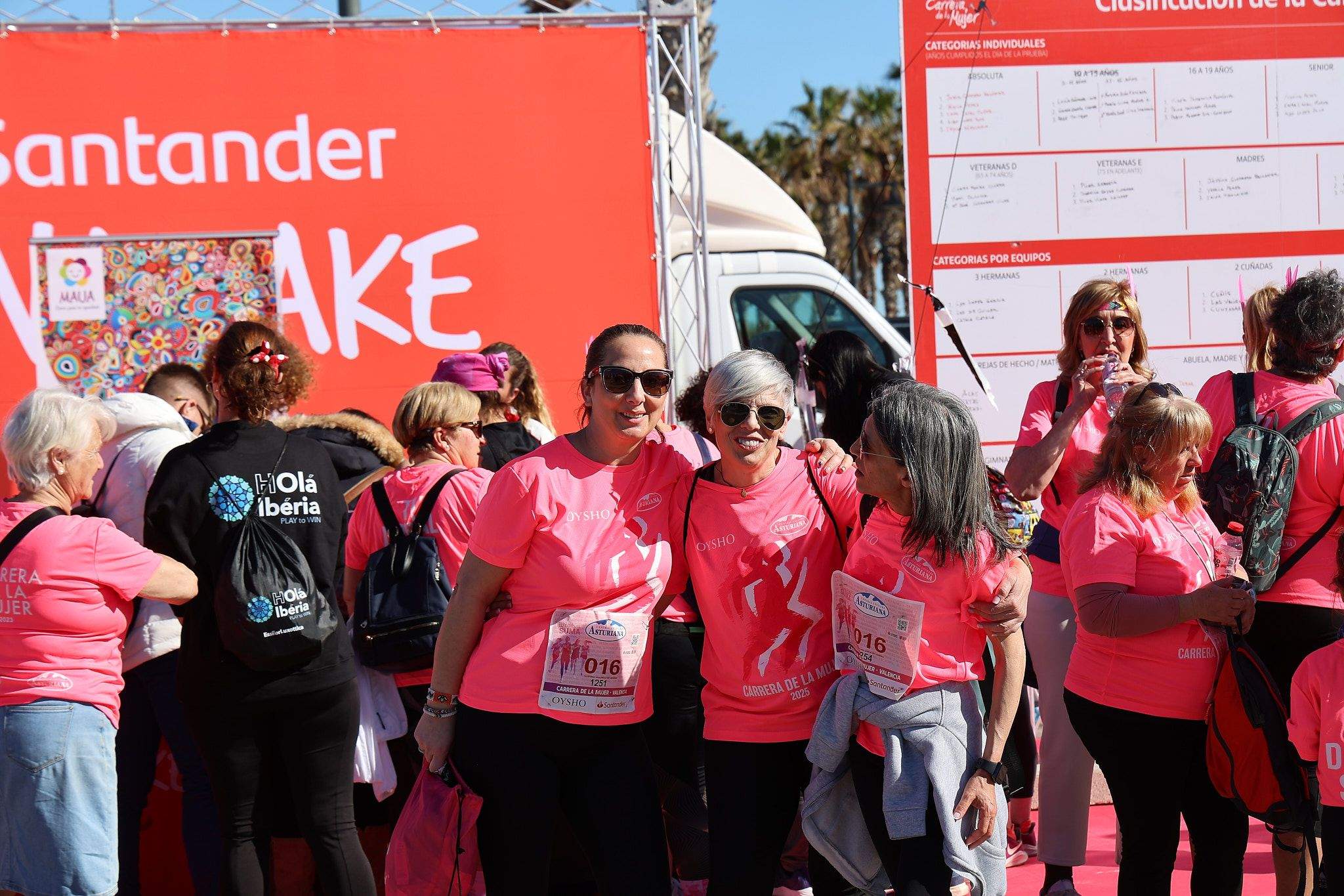 Las mejores fotos de la Carrera de la Mujer Central Lechera Asturiana de Valencia 2025. 1626