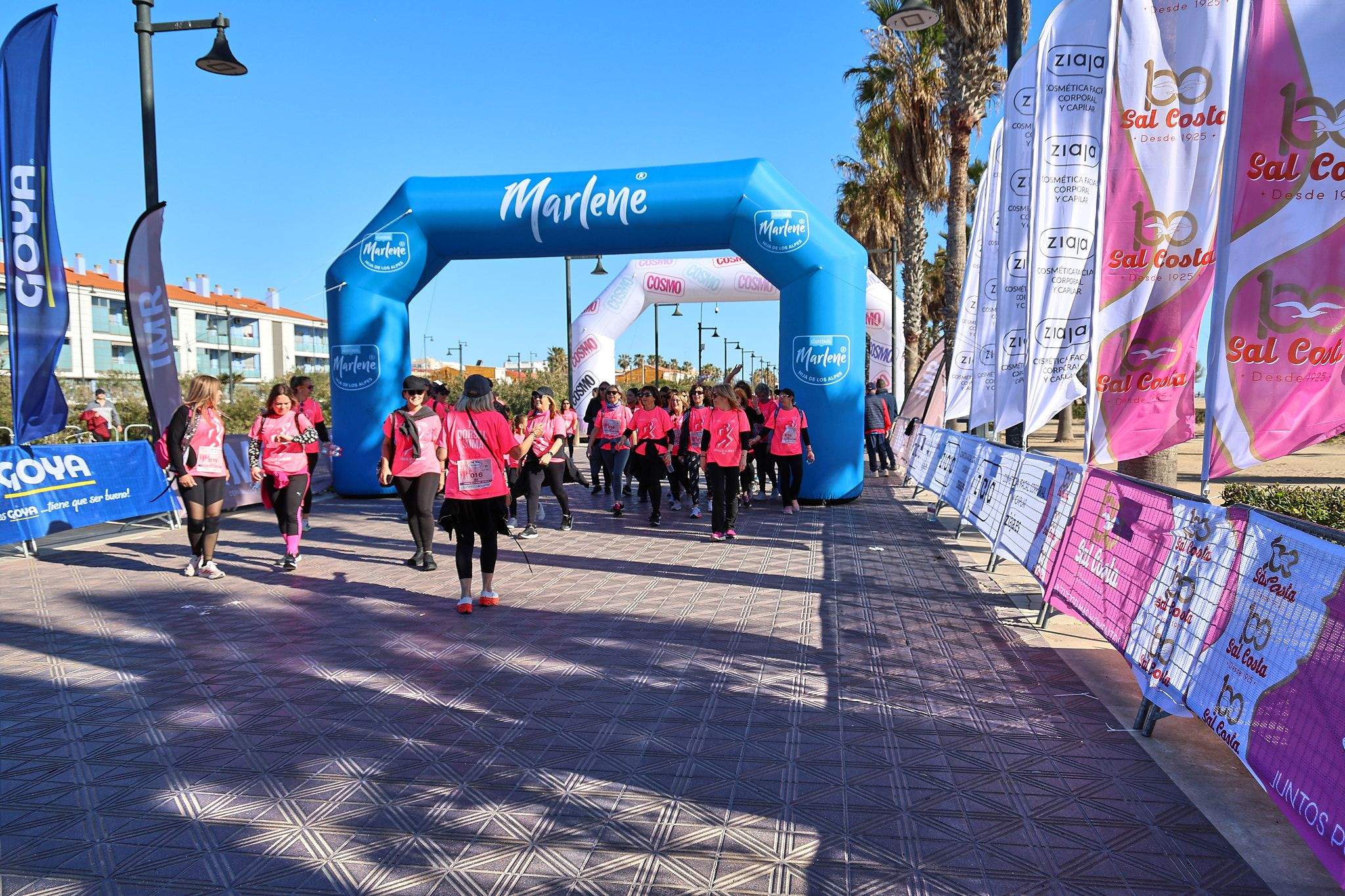 Las mejores fotos de la Carrera de la Mujer Central Lechera Asturiana de Valencia 2025. 1396