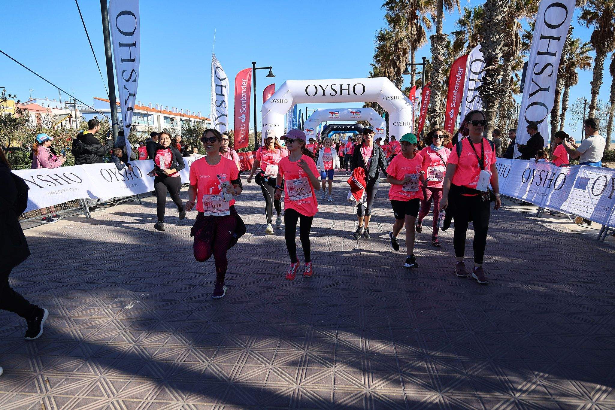 Las mejores fotos de la Carrera de la Mujer Central Lechera Asturiana de Valencia 2025. 1149