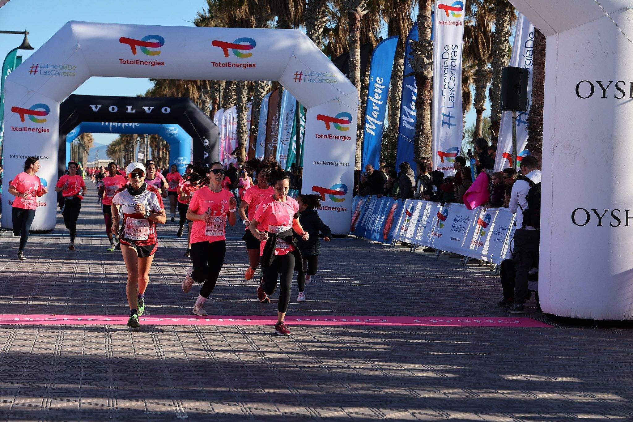Las mejores fotos de la Carrera de la Mujer Central Lechera Asturiana de Valencia 2025. 432