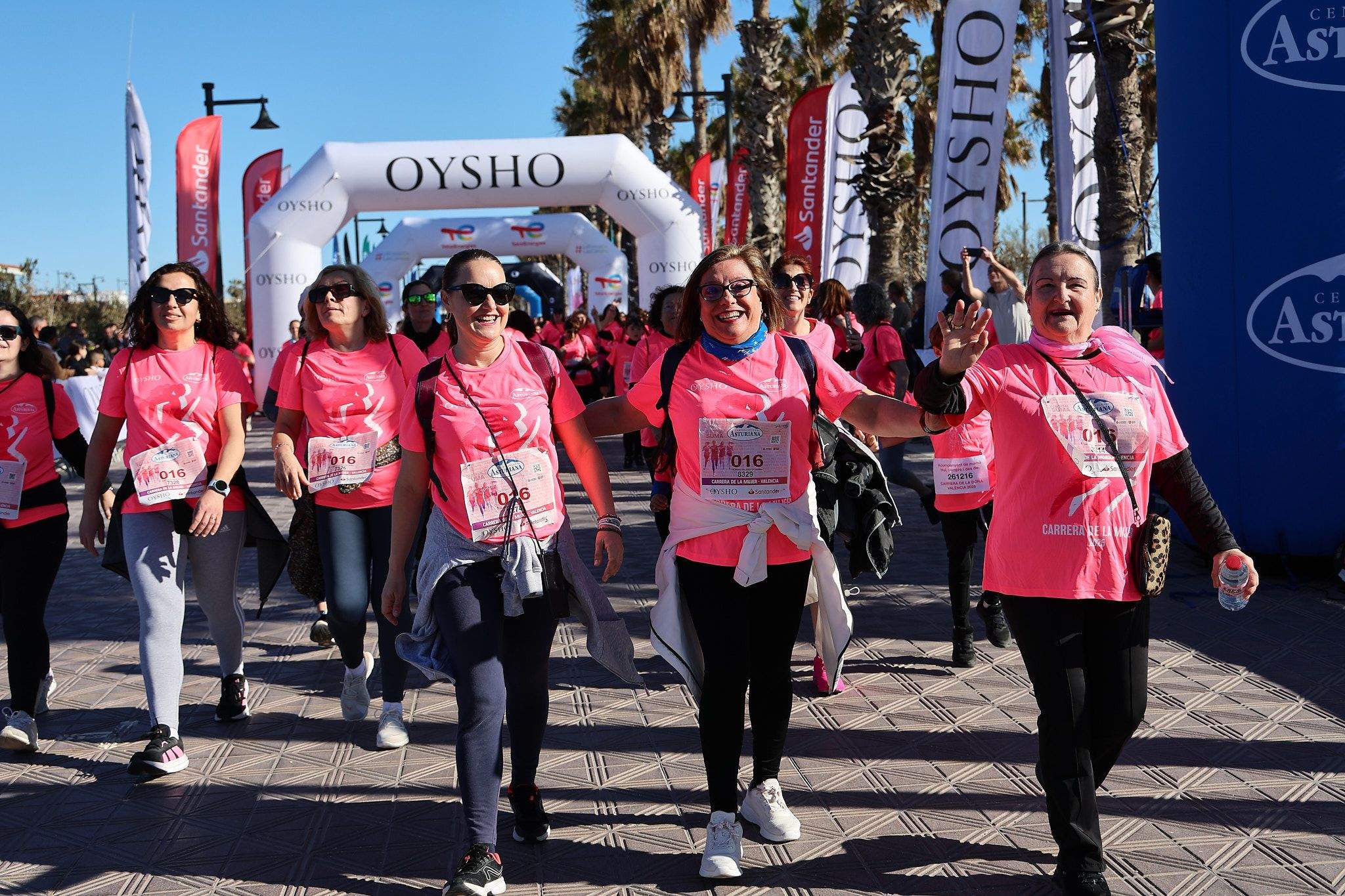 Las mejores fotos de la Carrera de la Mujer Central Lechera Asturiana de Valencia 2025. 1156
