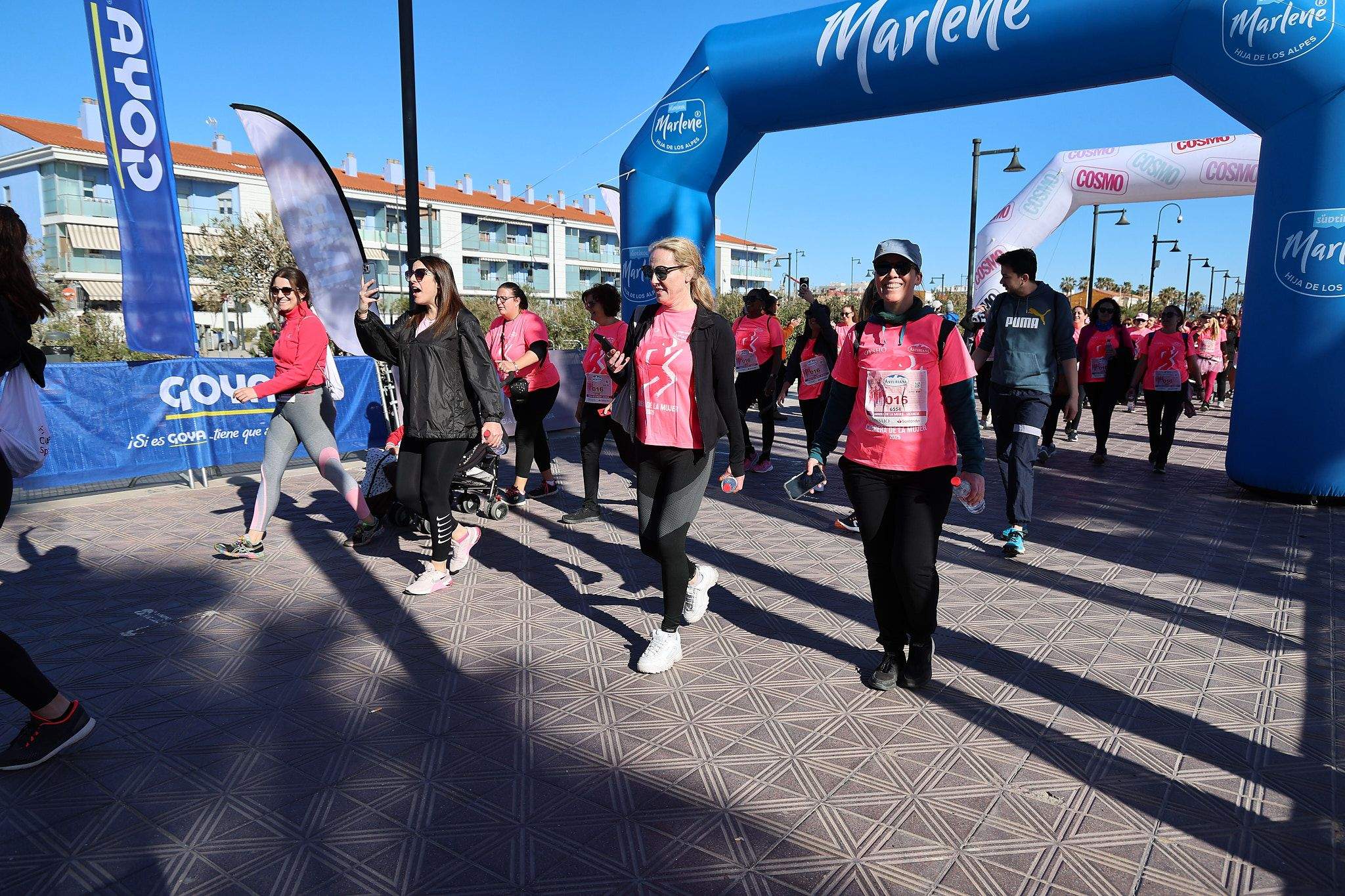 Las mejores fotos de la Carrera de la Mujer Central Lechera Asturiana de Valencia 2025. 1411