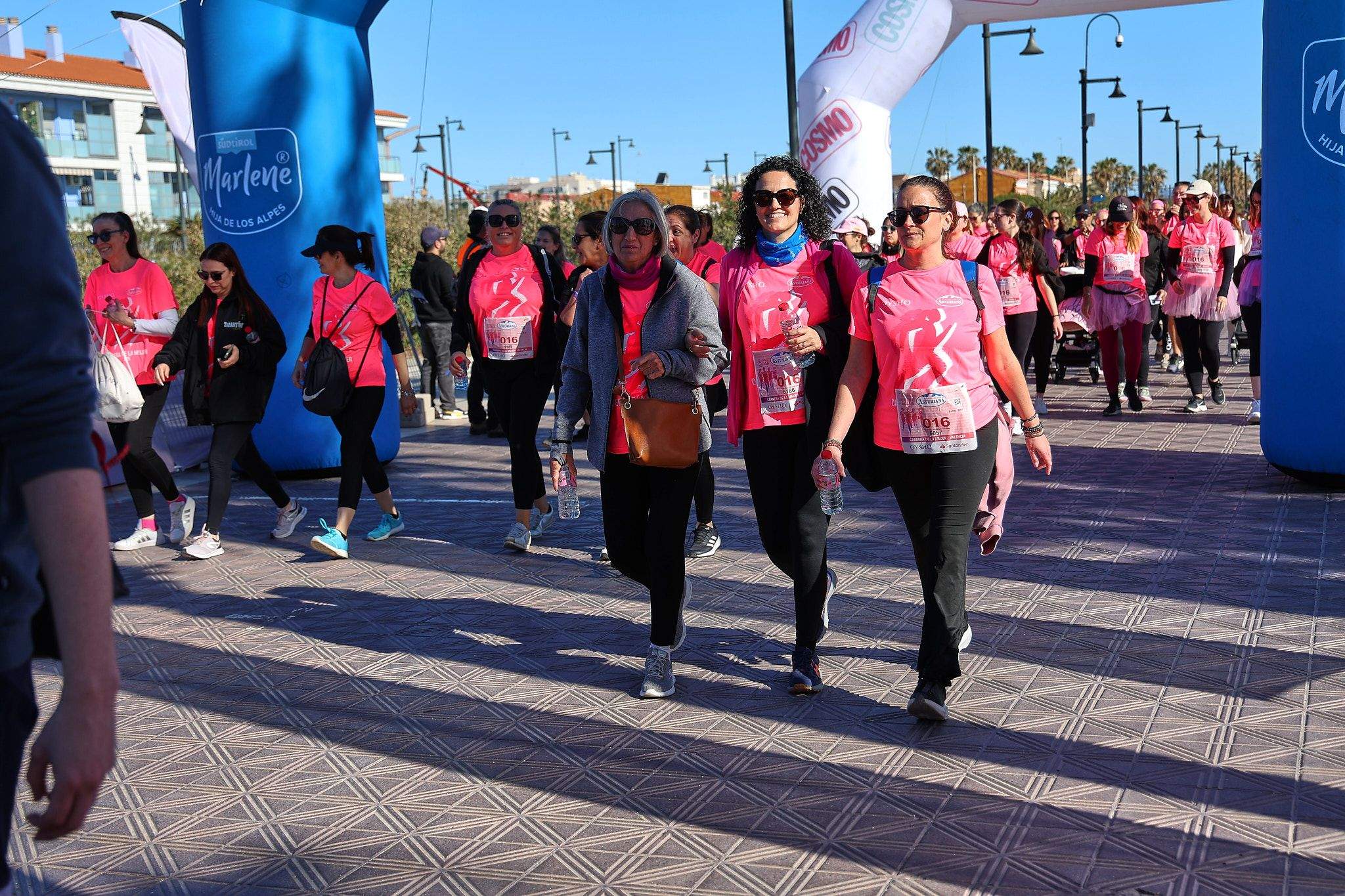 Las mejores fotos de la Carrera de la Mujer Central Lechera Asturiana de Valencia 2025. 1412