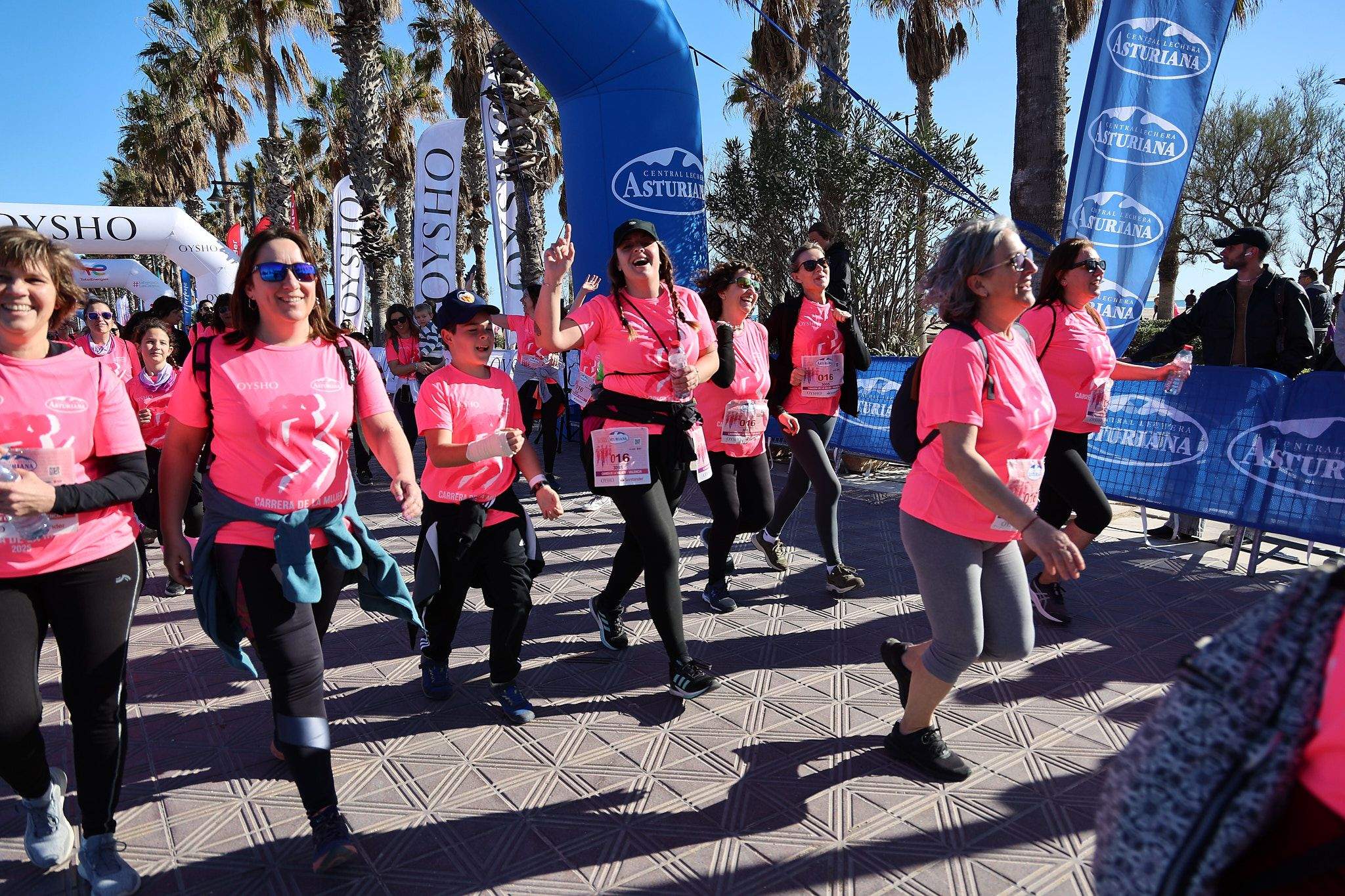 Las mejores fotos de la Carrera de la Mujer Central Lechera Asturiana de Valencia 2025. 1163