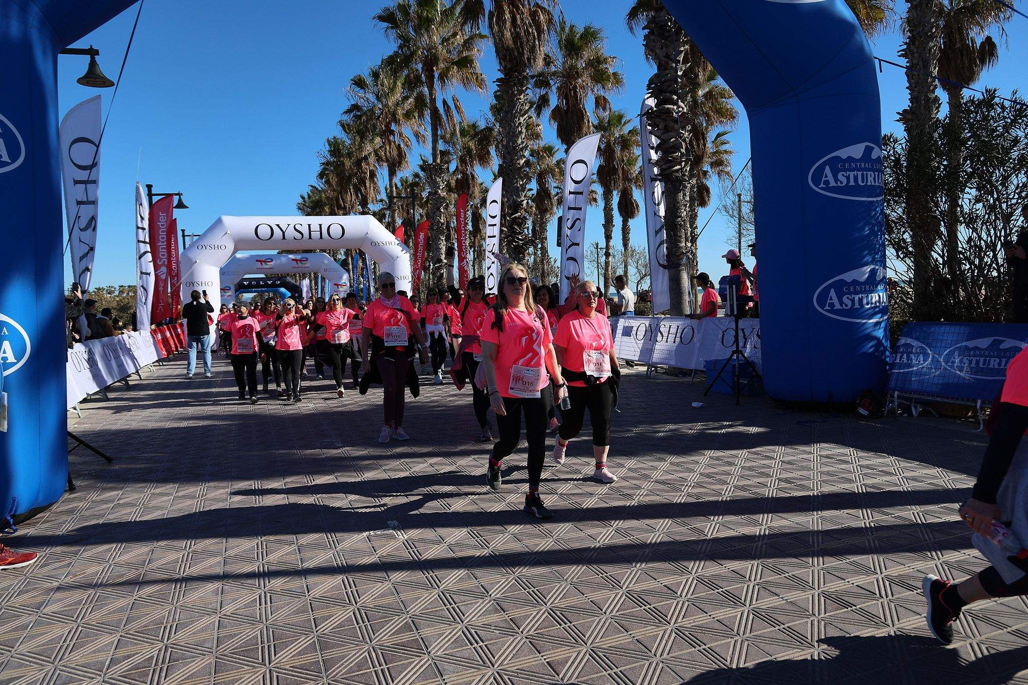 Las mejores fotos de la Carrera de la Mujer Central Lechera Asturiana de Valencia 2025. 1167