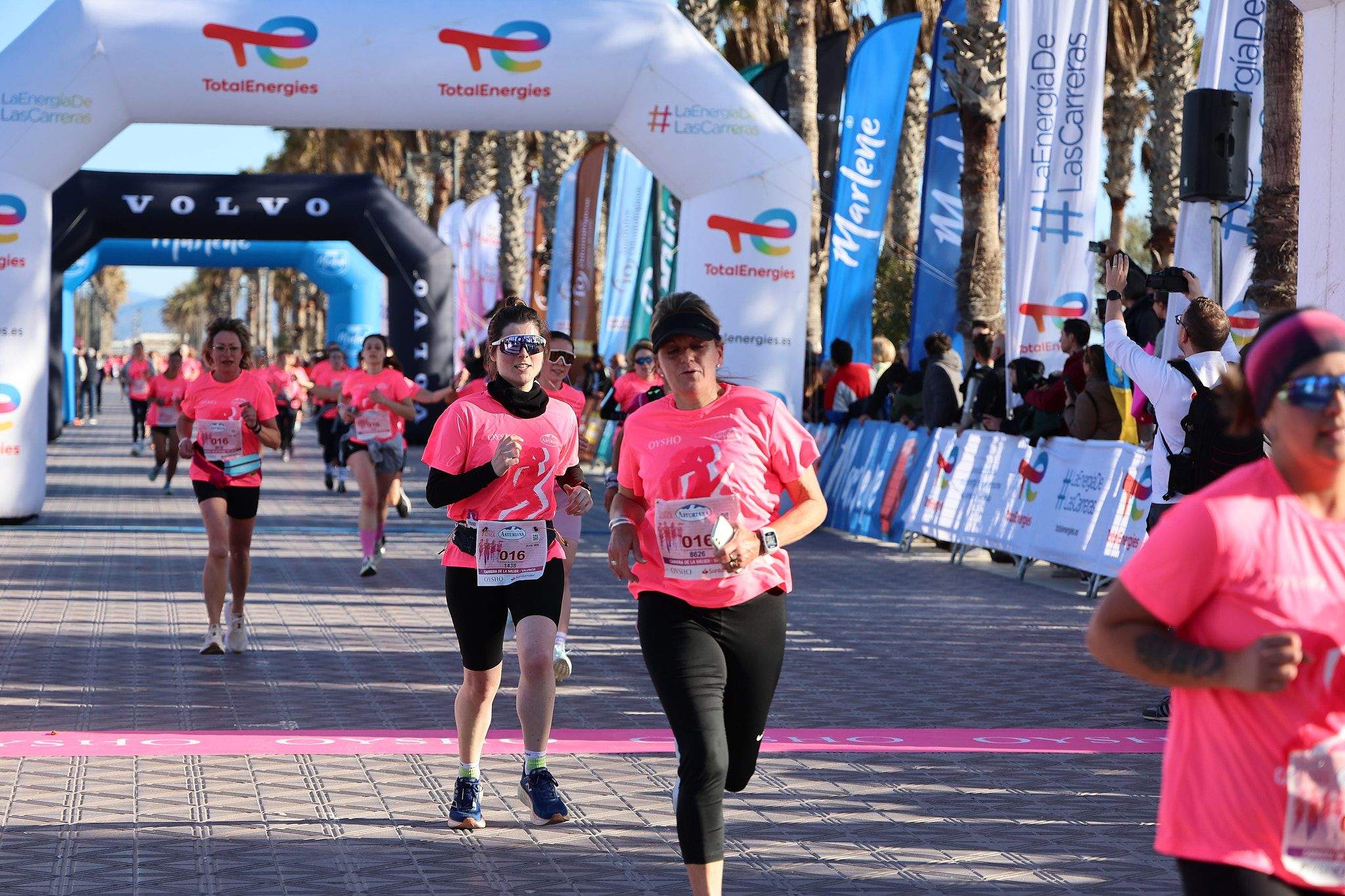 Las mejores fotos de la Carrera de la Mujer Central Lechera Asturiana de Valencia 2025. 451