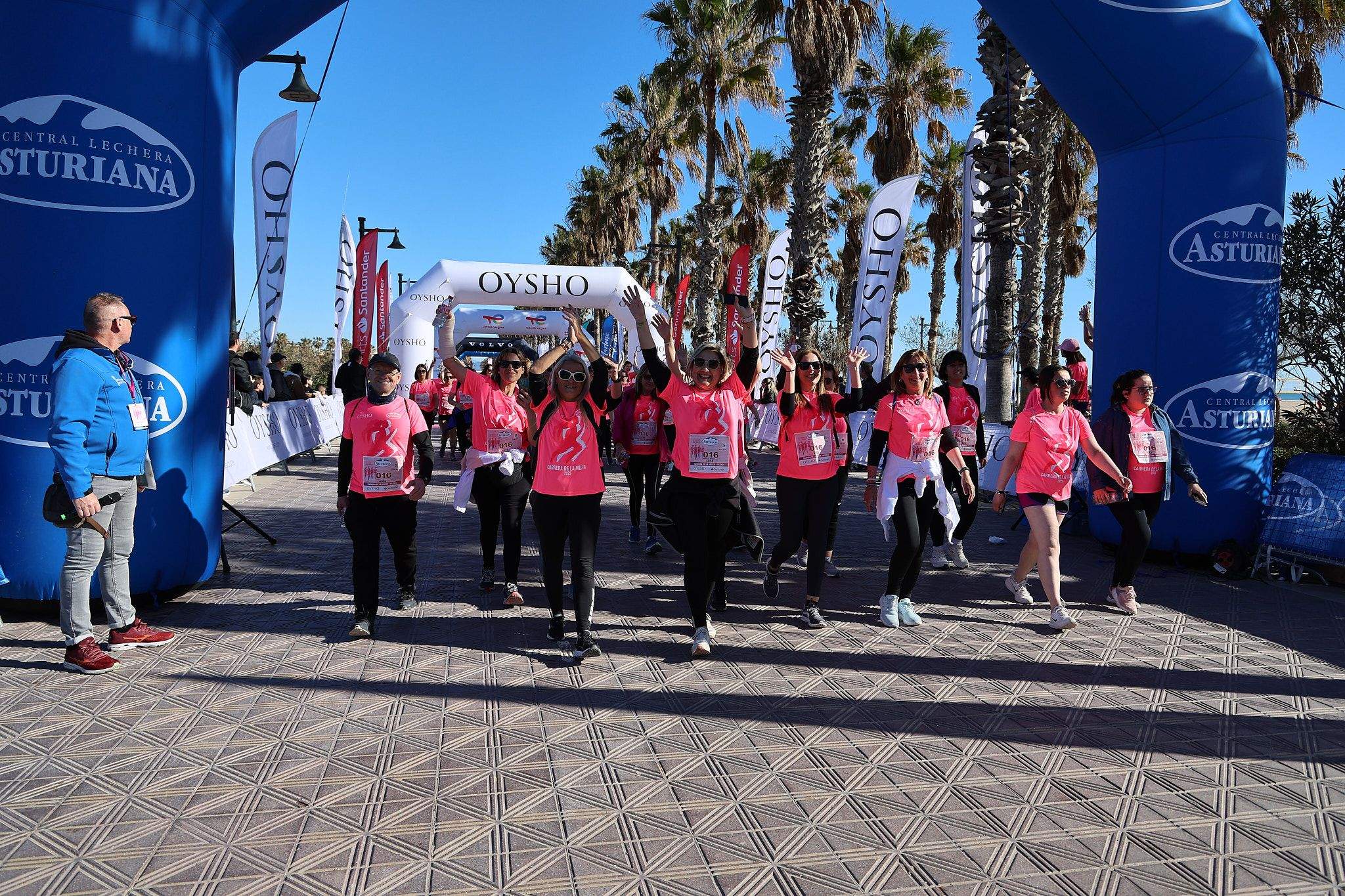 Las mejores fotos de la Carrera de la Mujer Central Lechera Asturiana de Valencia 2025. 1169