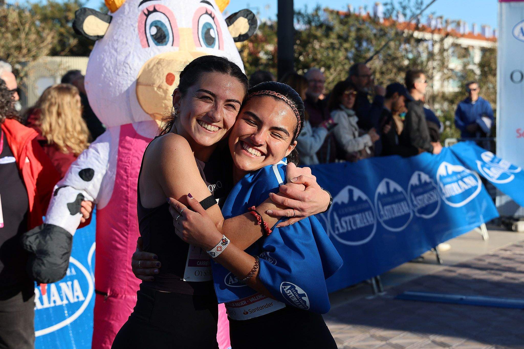 Las mejores fotos de la Carrera de la Mujer Central Lechera Asturiana de Valencia 2025. 250
