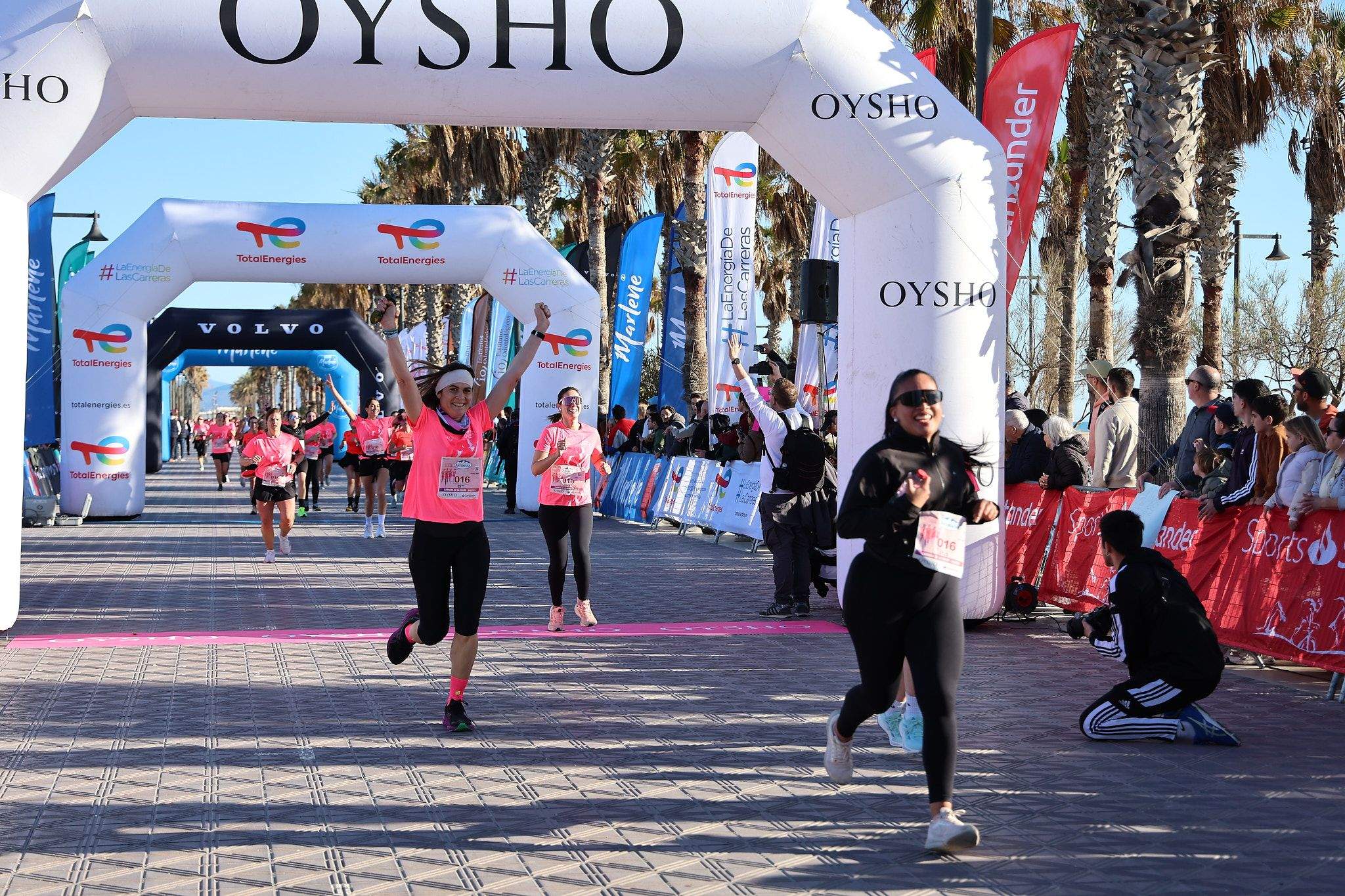 Las mejores fotos de la Carrera de la Mujer Central Lechera Asturiana de Valencia 2025. 469