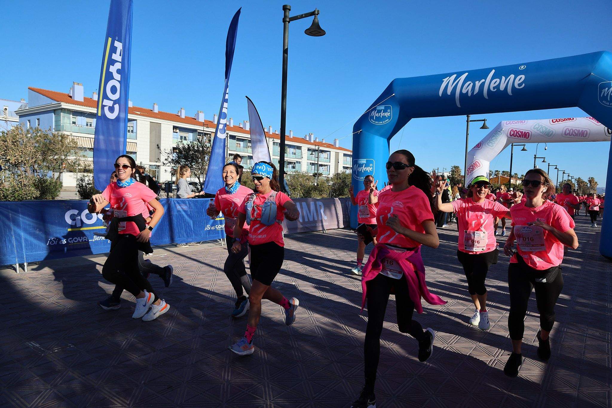 Las mejores fotos de la Carrera de la Mujer Central Lechera Asturiana de Valencia 2025. 706