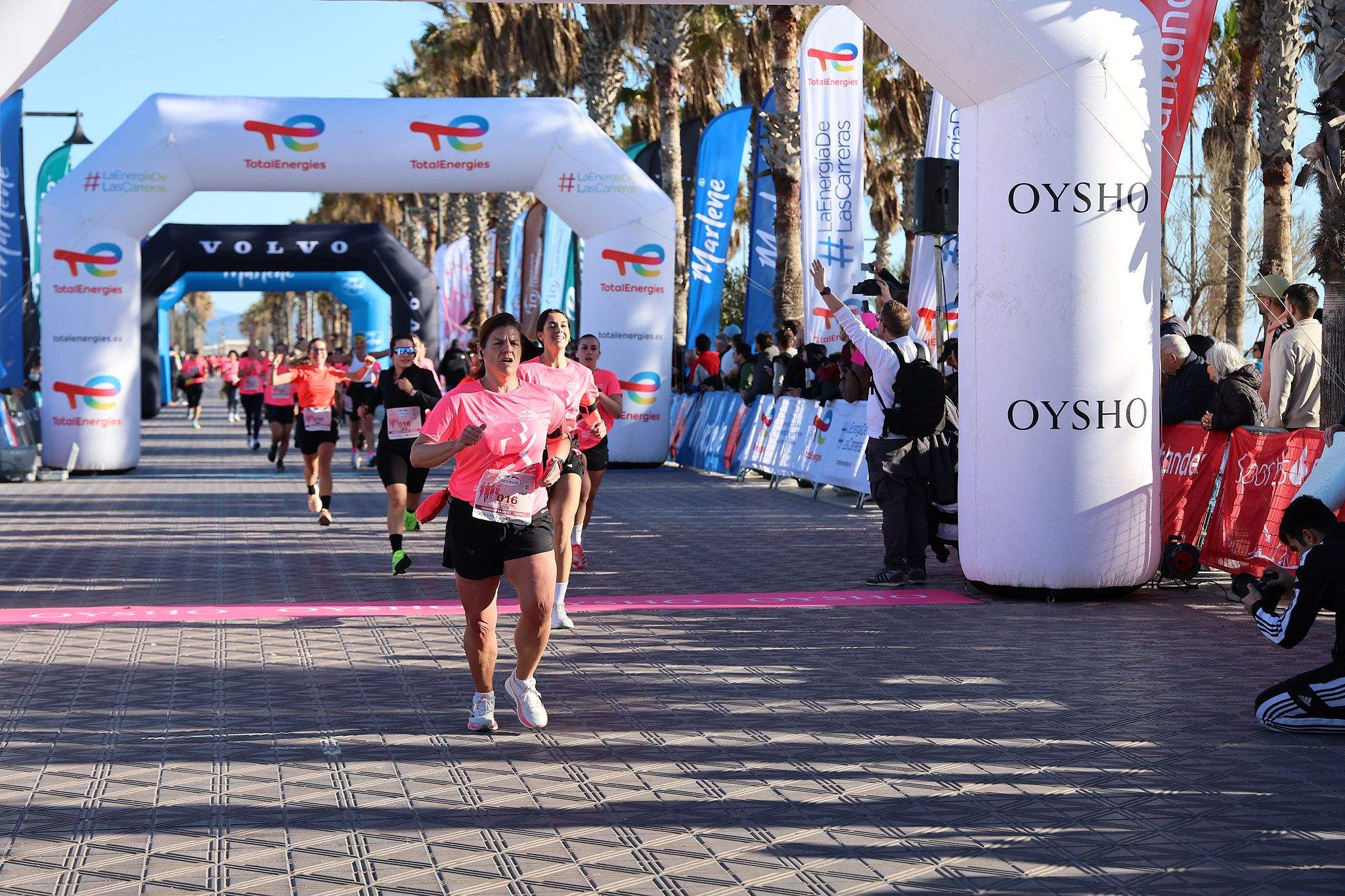 Las mejores fotos de la Carrera de la Mujer Central Lechera Asturiana de Valencia 2025. 471
