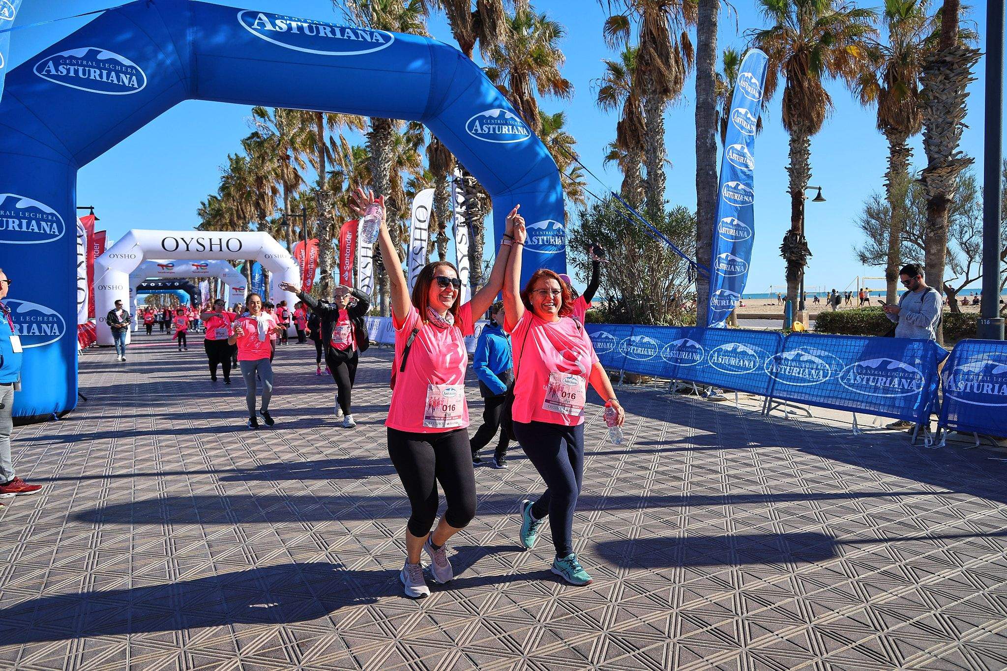 Las mejores fotos de la Carrera de la Mujer Central Lechera Asturiana de Valencia 2025. 1445
