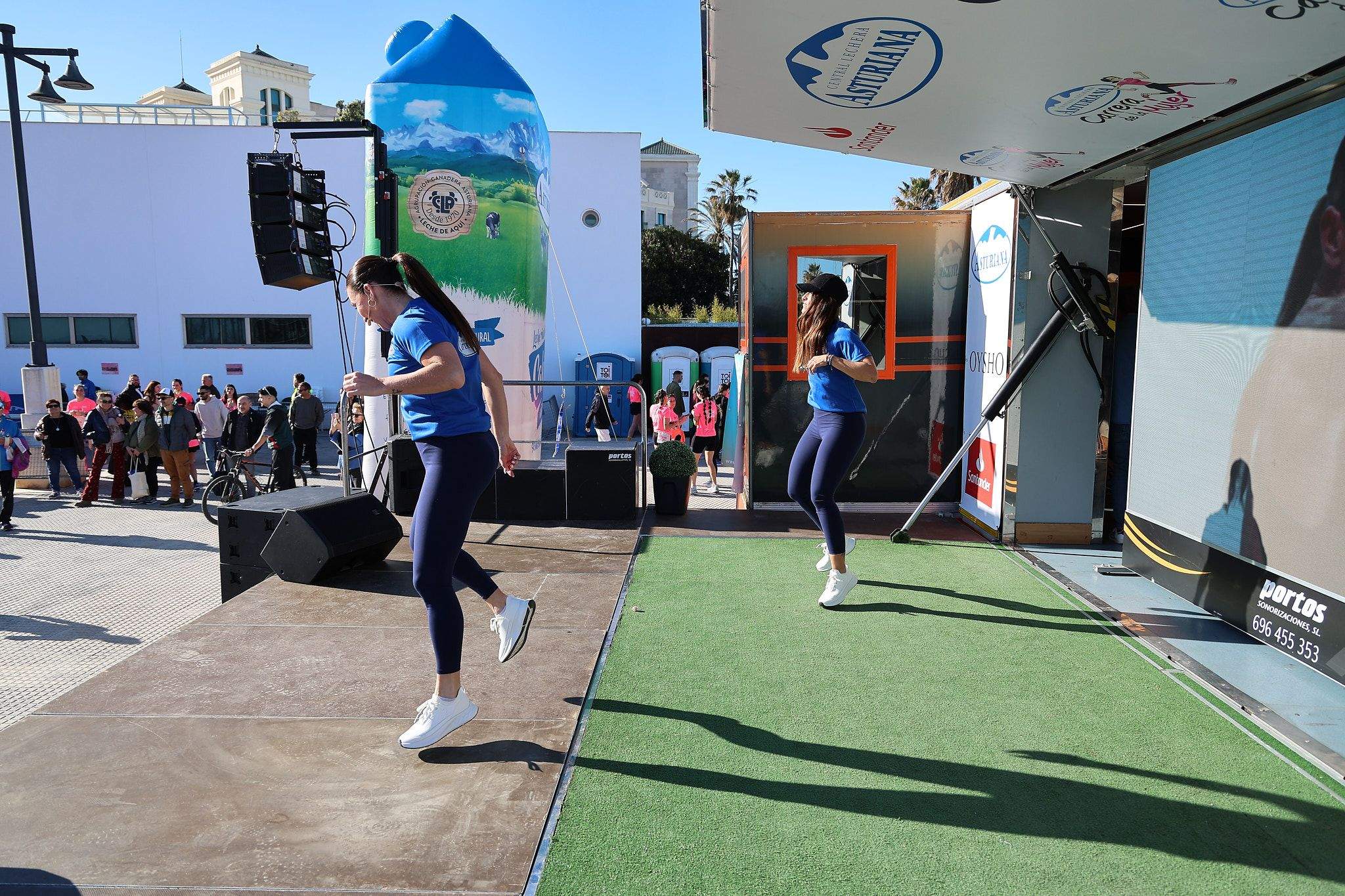 Las mejores fotos de la Carrera de la Mujer Central Lechera Asturiana de Valencia 2025. 972