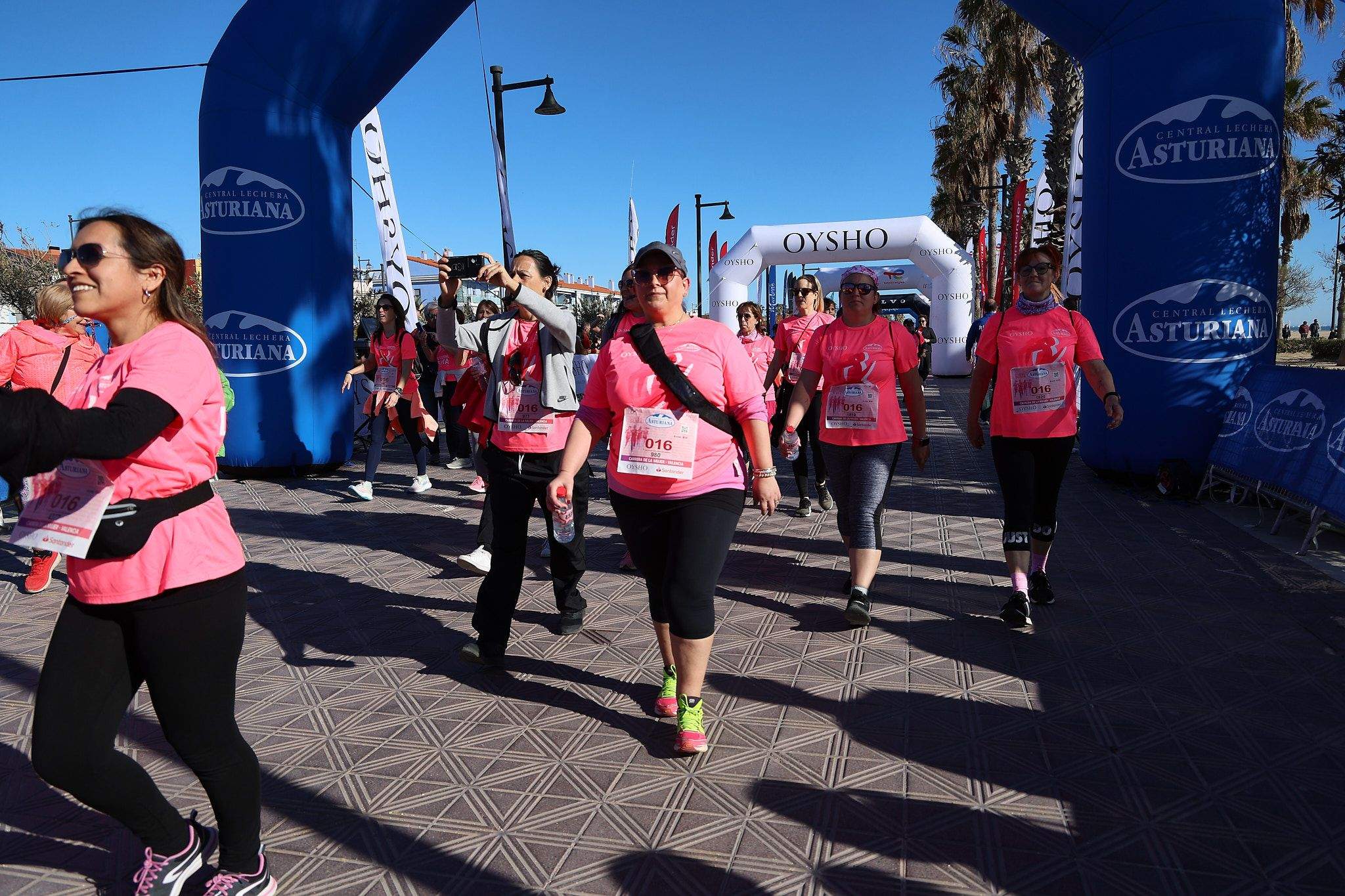 Las mejores fotos de la Carrera de la Mujer Central Lechera Asturiana de Valencia 2025. 1209