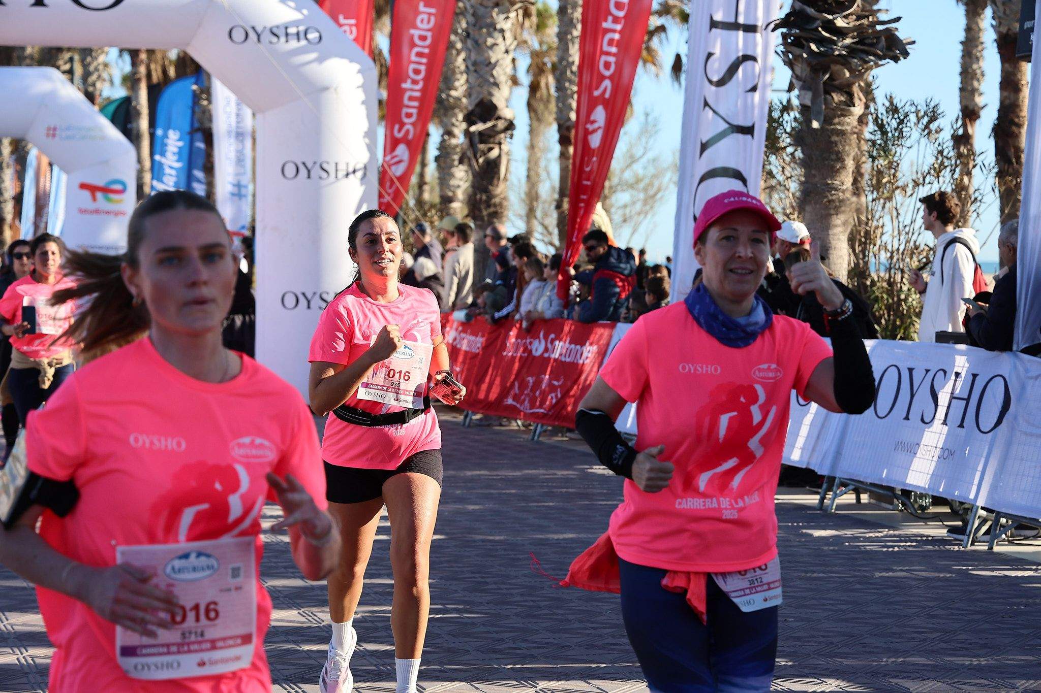 Las mejores fotos de la Carrera de la Mujer Central Lechera Asturiana de Valencia 2025. 496