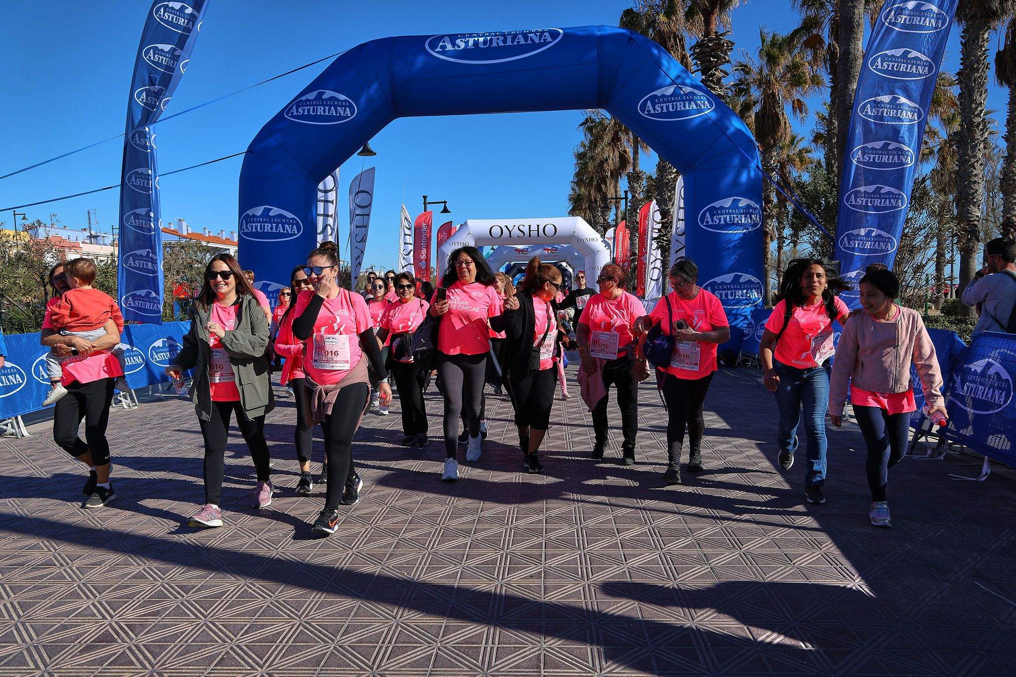 Las mejores fotos de la Carrera de la Mujer Central Lechera Asturiana de Valencia 2025. 1484
