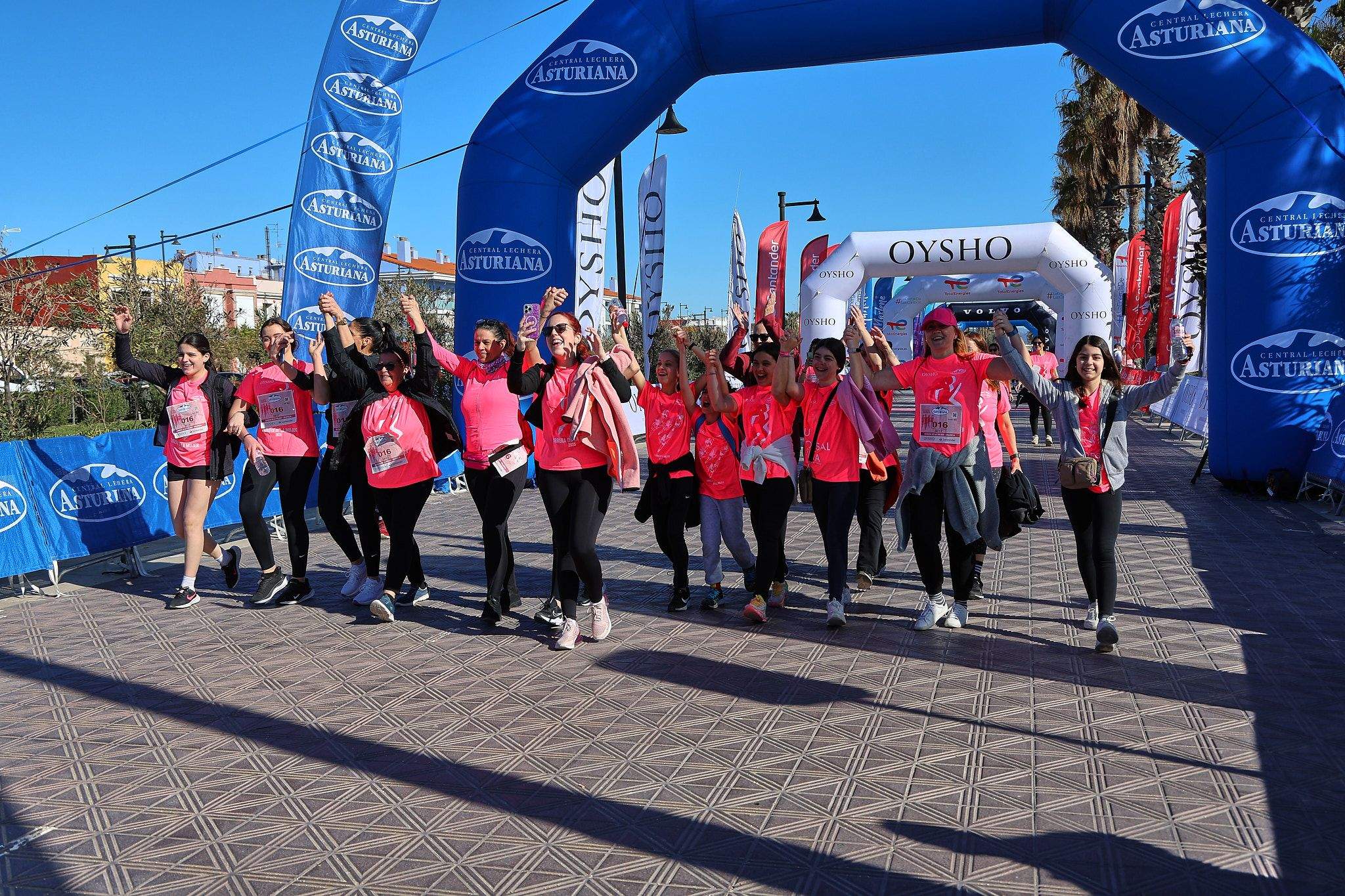 Las mejores fotos de la Carrera de la Mujer Central Lechera Asturiana de Valencia 2025. 1490