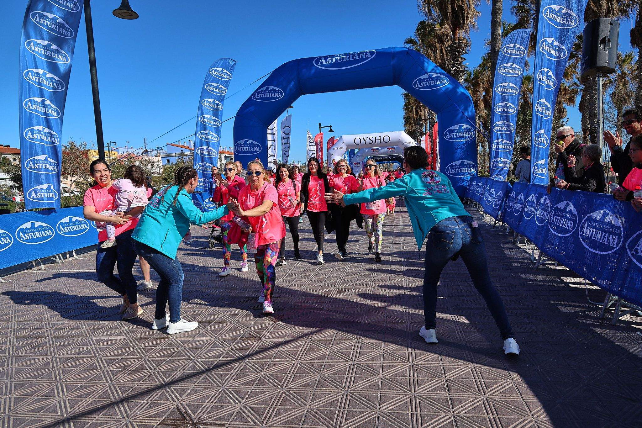 Las mejores fotos de la Carrera de la Mujer Central Lechera Asturiana de Valencia 2025. 1499