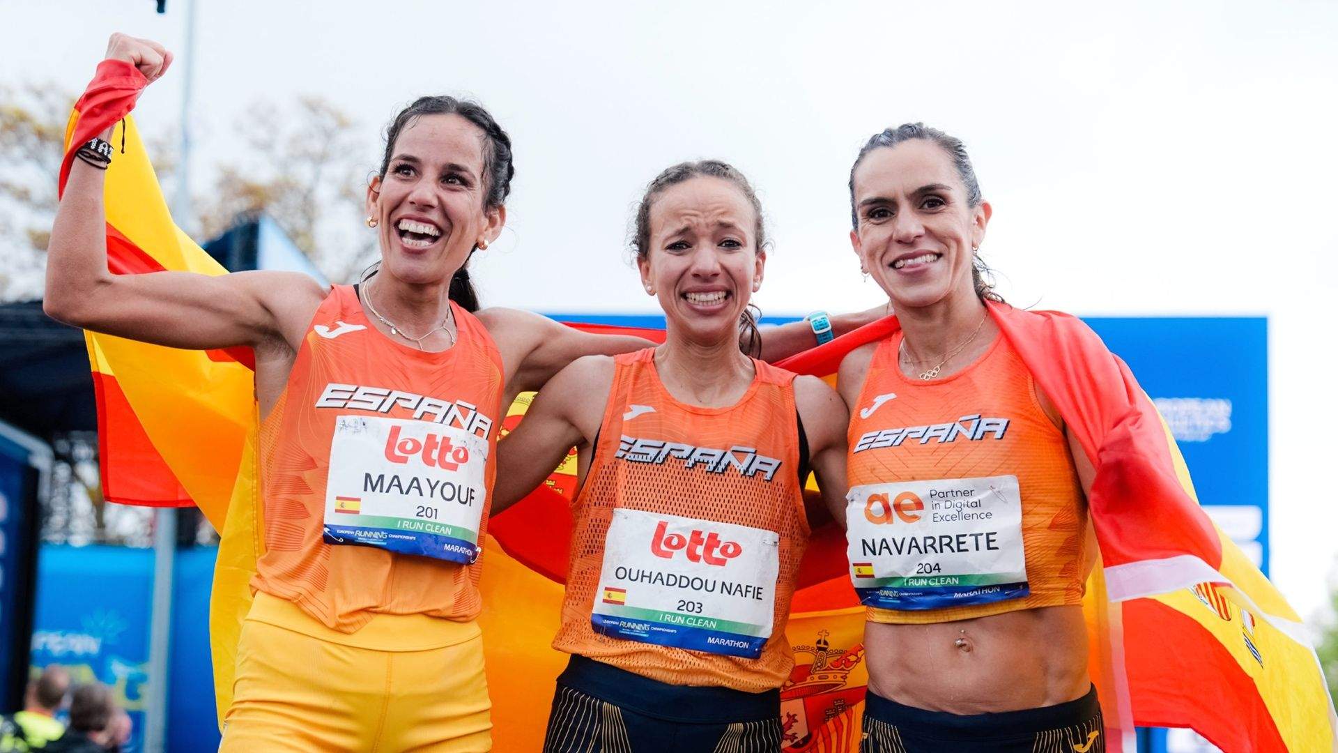 Majida Maayouf, Fatima Ouhaddou y Esther Navarrete, campeonas de Europa de maratón. SPORTMEDIA. Majida Maayouf, Fatima Ouhaddou y Esther Navarrete, campeonas de Europa de maratón. SPORTMEDIA.