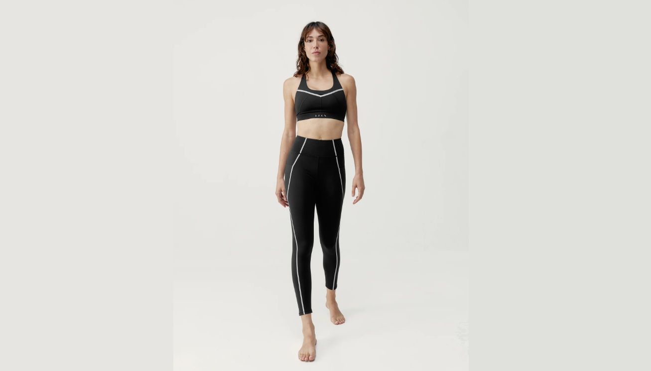 Colección Luna de Born Living Yoga