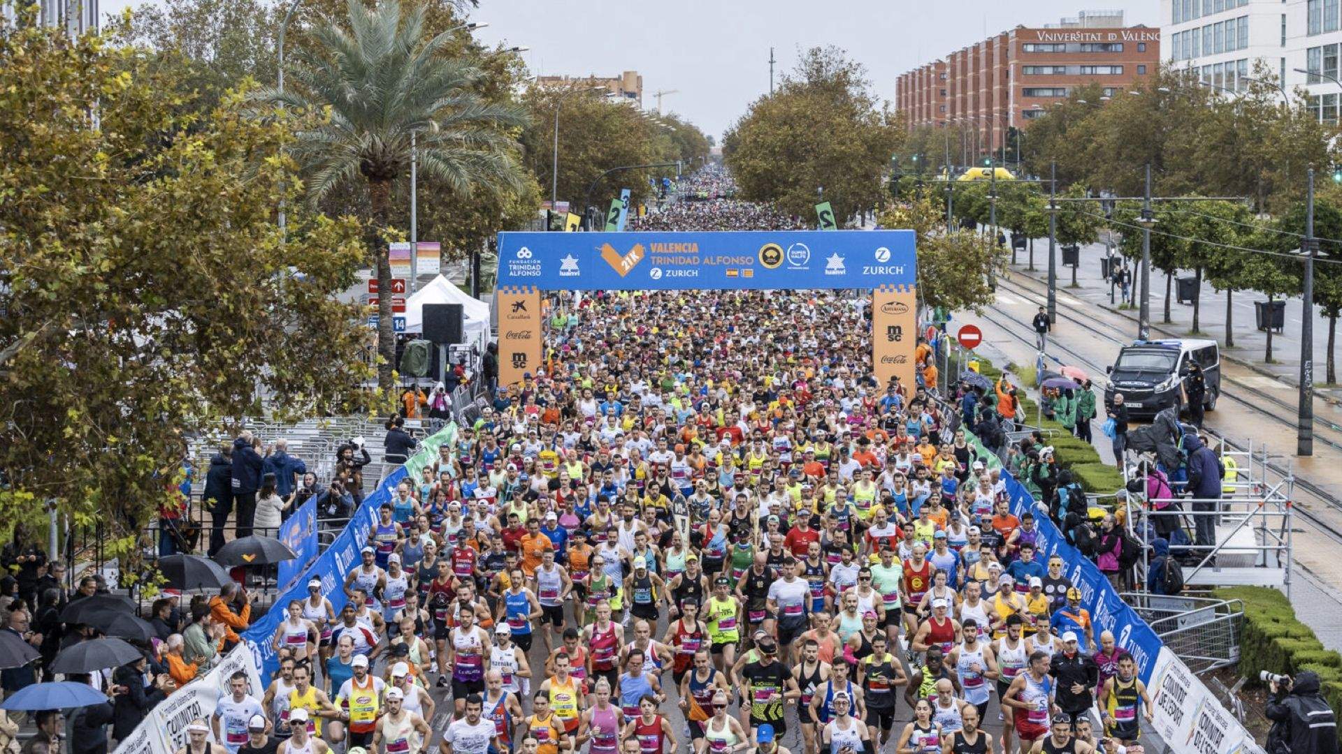 Te contamos los datos más interesantes del Medio Maratón de Valencia 2025. VSM PHOTOEVENTS.