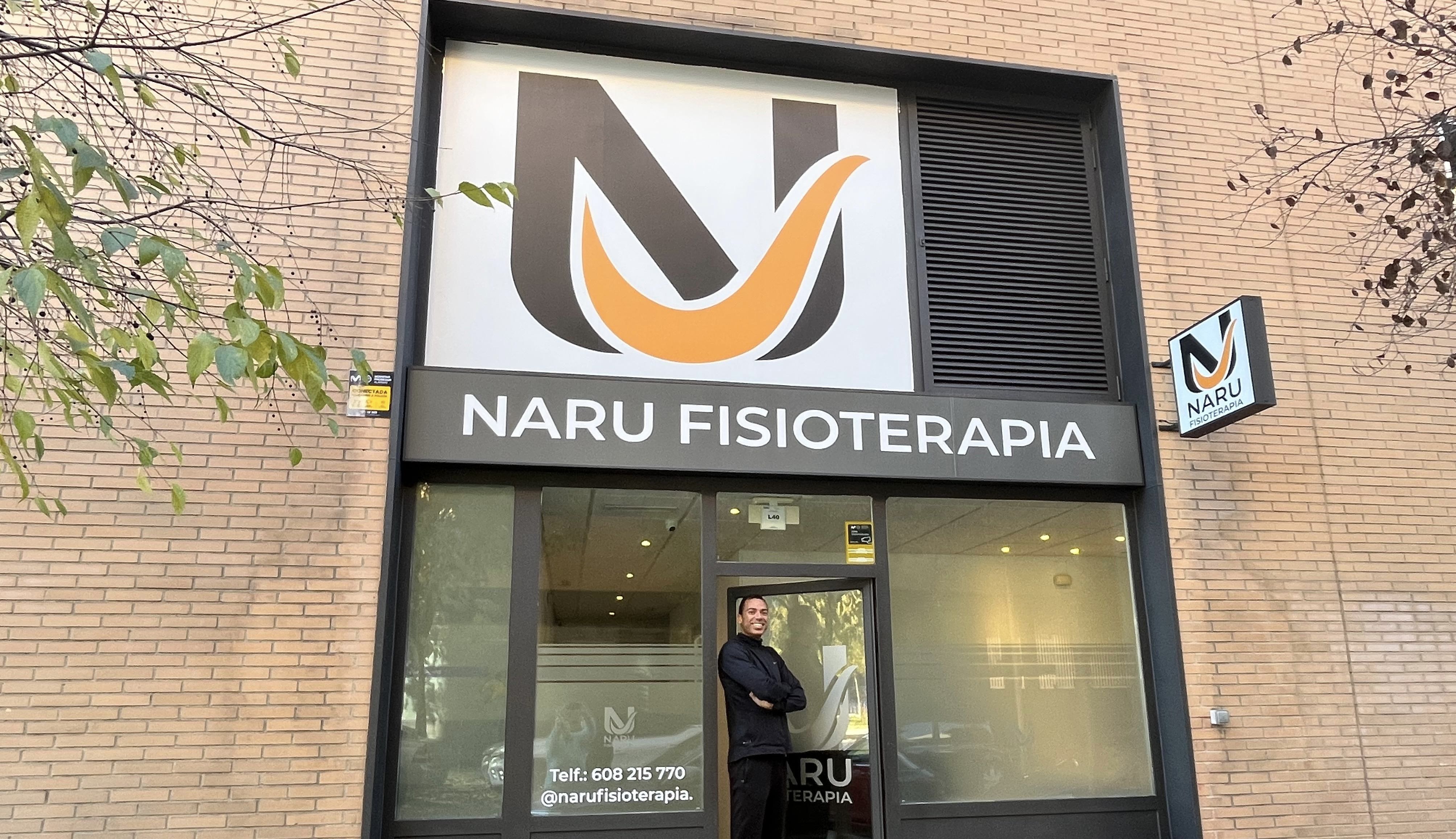 Mark Ujakpor acaba de abrir las puertas de Naru Fisioterapia.
