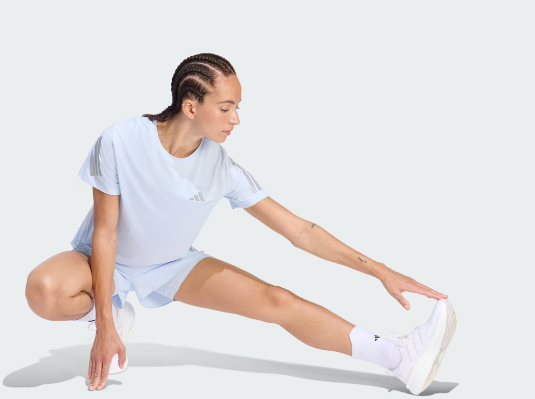 Formidable conjunto, para correr en cinta, de la colección adi365 de adidas Formidable conjunto, para correr en cinta, de la colección adi365 de adidas