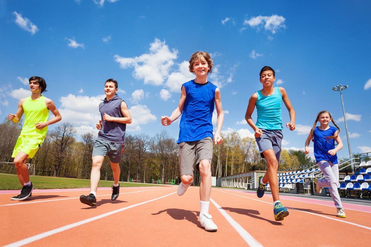 Disfrutar del proceso y mejorar la salud debe ser el objetivo del entrenamiento infantil / Foto: iStock Disfrutar del proceso y mejorar la salud debe ser el objetivo del entrenamiento infantil / Foto: iStock