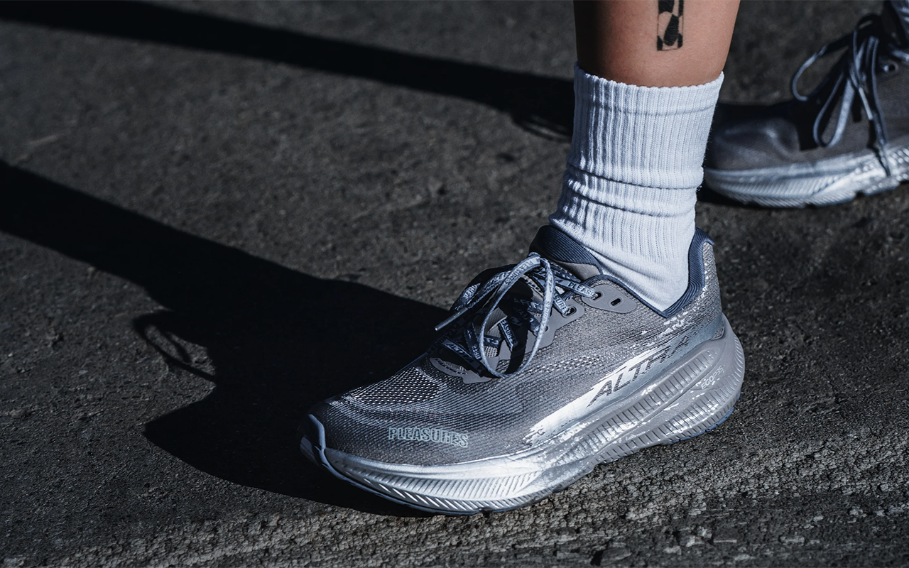 Altra x PLEASURES Altra x PLEASURES